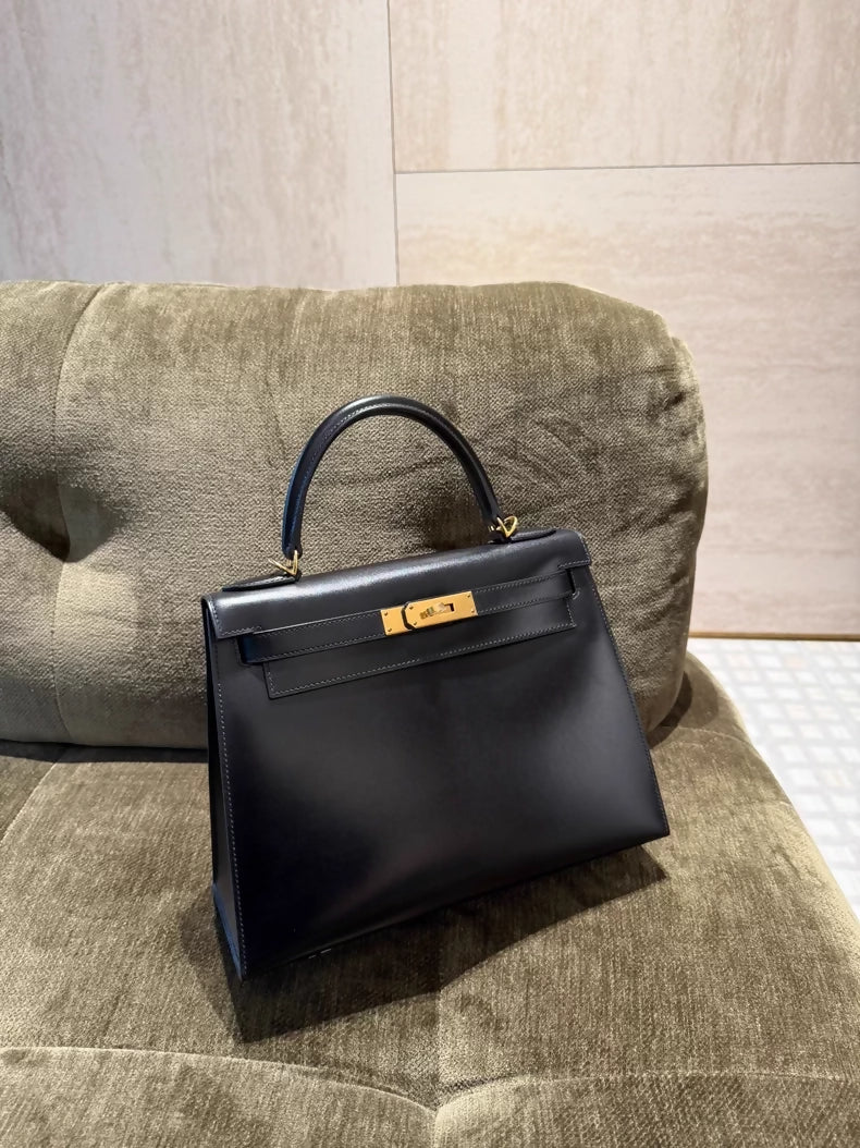 Hermes Kelly 28 Black Box Leather Gold Hardware - Image 2