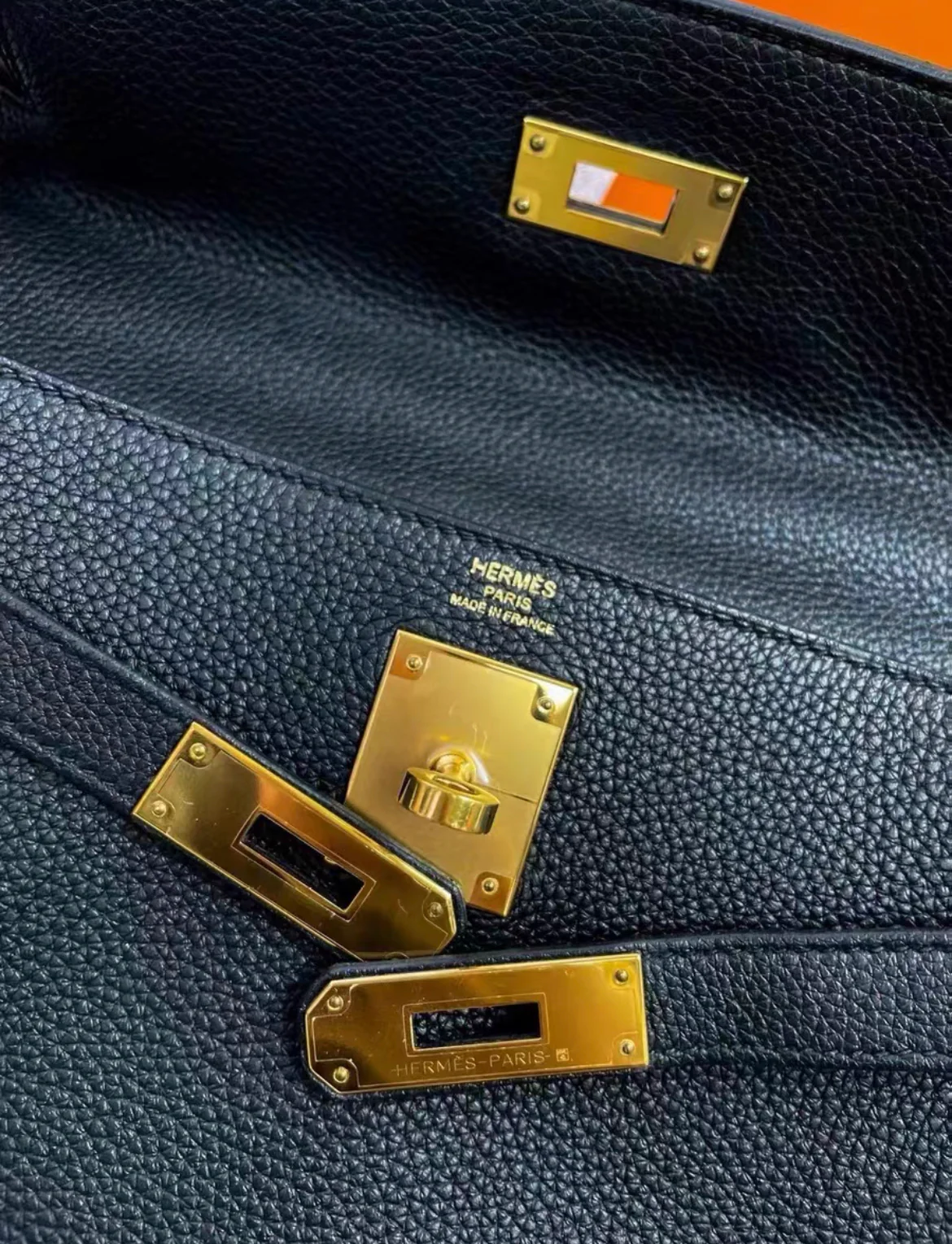 Hermes Kelly 28 Black Togo Leather Gold Hardware - Image 5