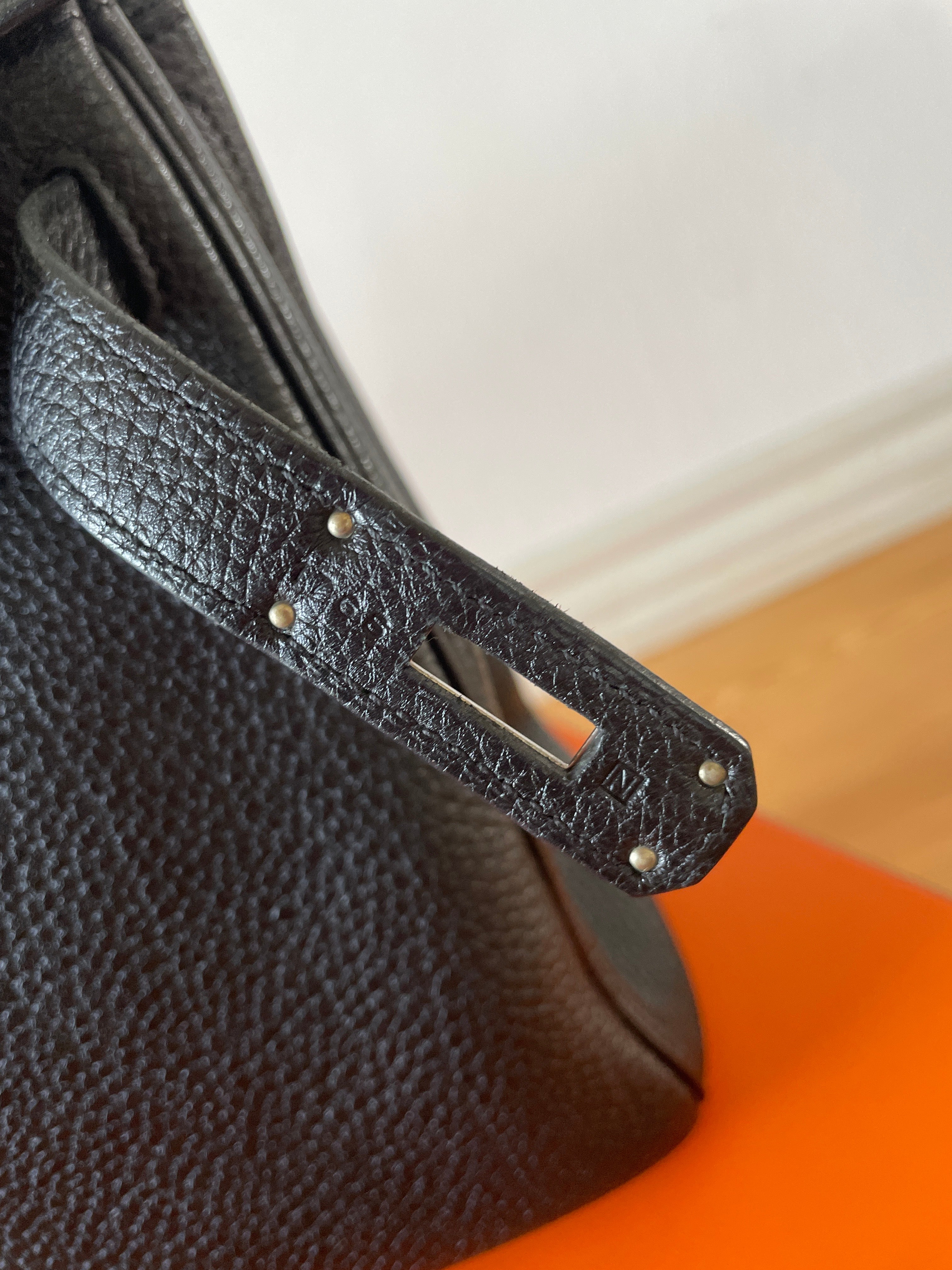 Hermès Kelly 28 Black Togo Palladium Hardware - Image 10