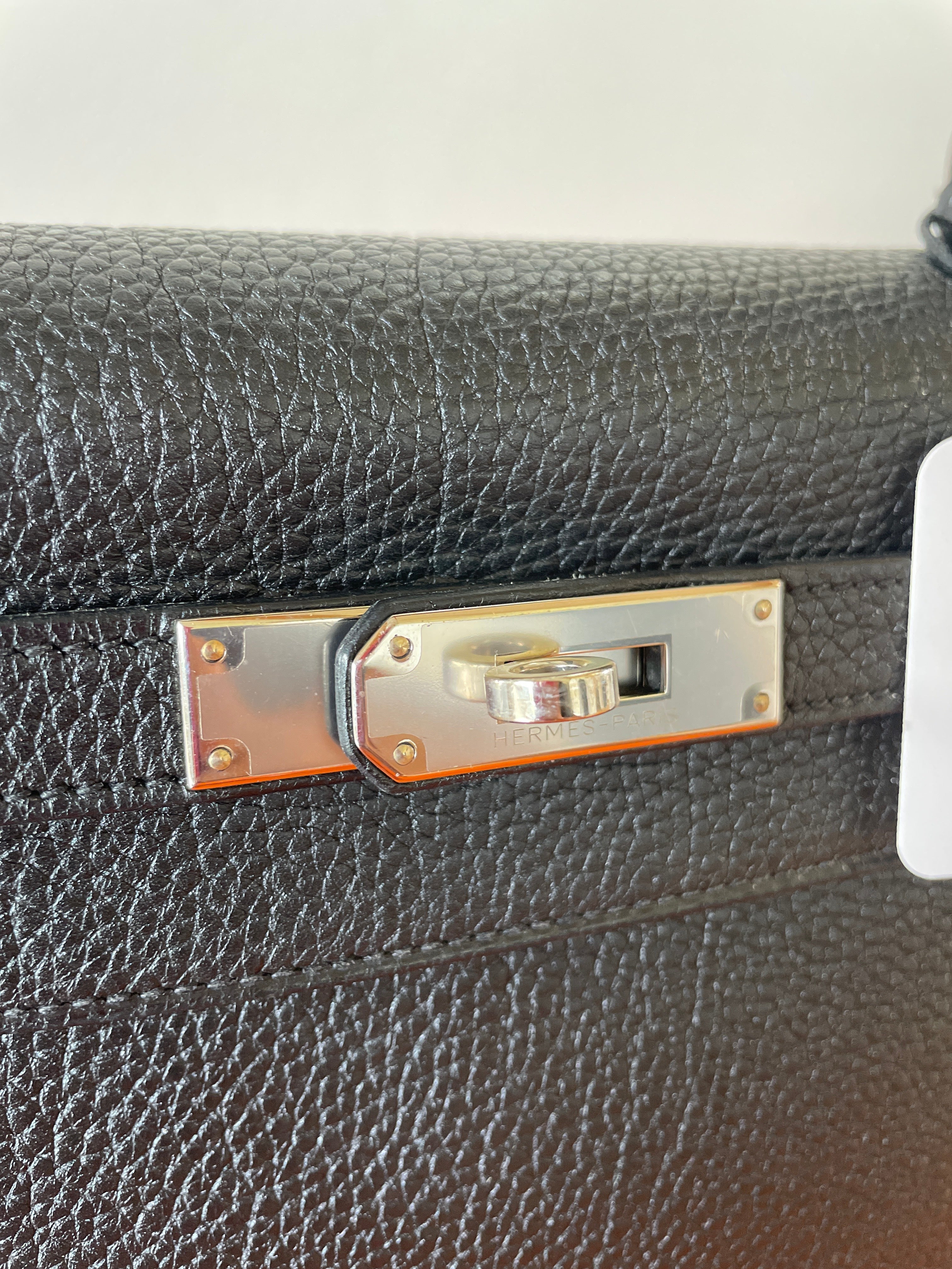 Hermès Kelly 28 Black Togo Palladium Hardware - Image 6