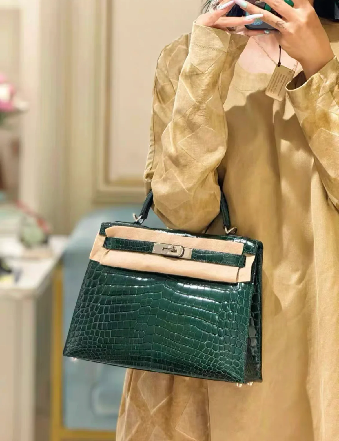 HERMÈS KELLY 28 SELLIER EMERALD SHINY CROCODILE PALLADIUM HARDWARE - Image 8
