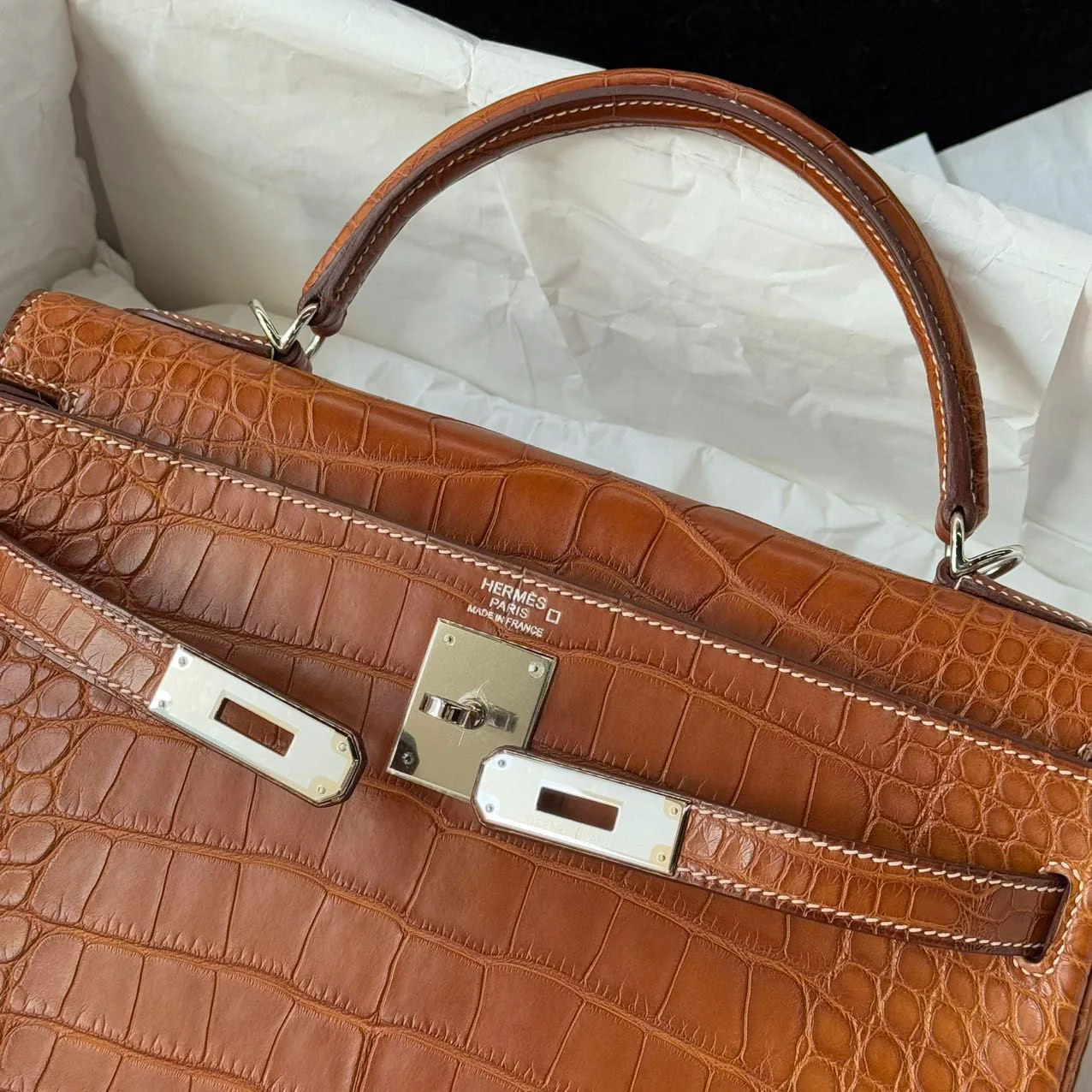 Hermes Kelly 32 Matte Crocodile Fauve Barenia Leather palladium hardware - Image 12