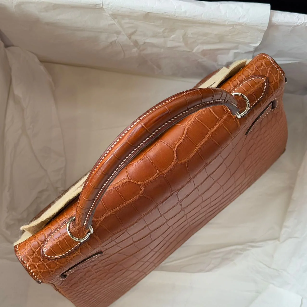 Hermes Kelly 32 Matte Crocodile Fauve Barenia Leather palladium hardware - Image 13