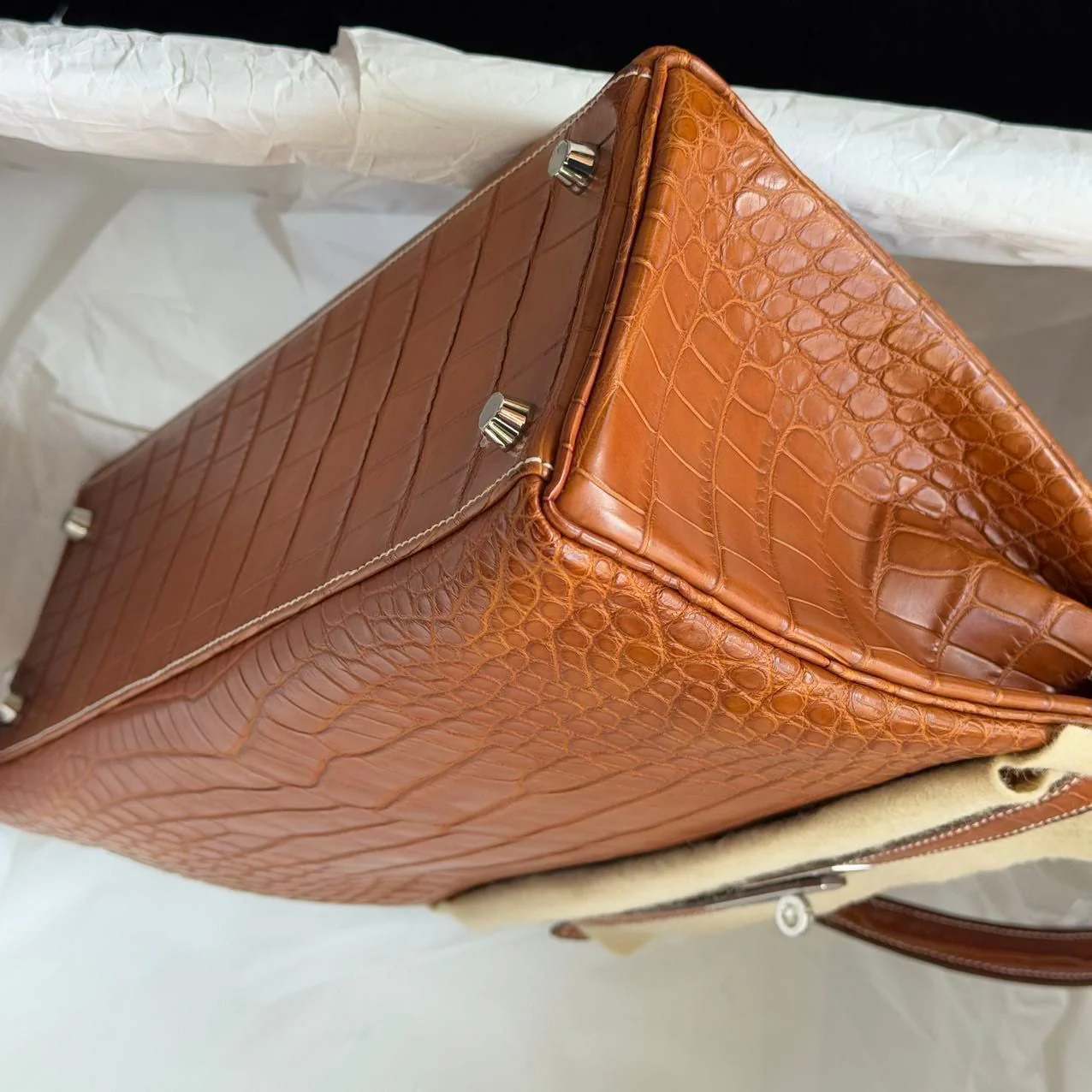 Hermes Kelly 32 Matte Crocodile Fauve Barenia Leather palladium hardware - Image 8