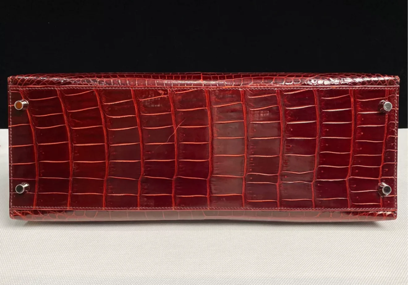 Hermes Kelly 35 Burgundy Shiny Crocodile Porosus Gold Hardware - Image 6