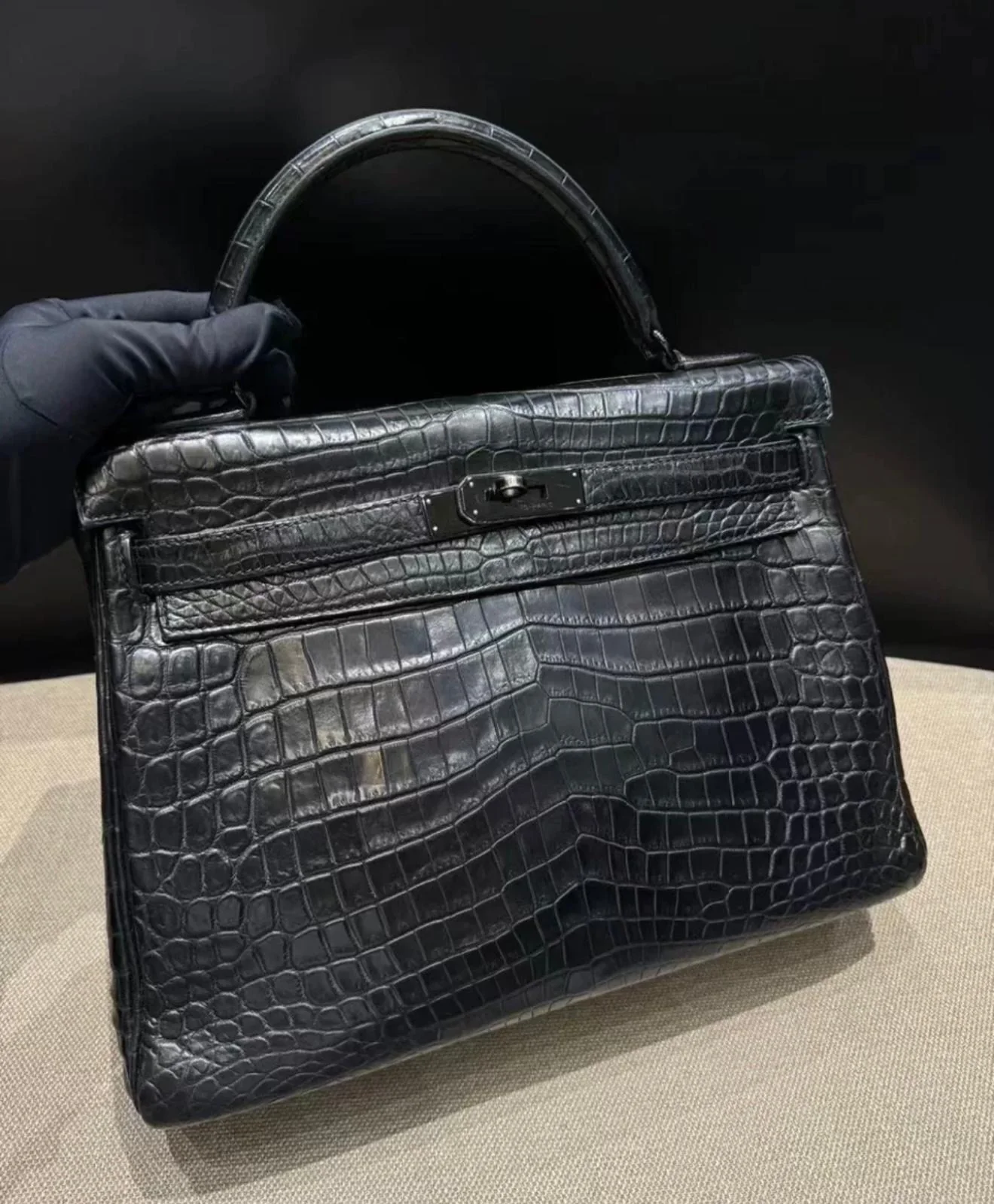 HERMÈS KELLY 32 SO BLACK MATTE ALLIGATOR BLACK HARDWARE - RARE