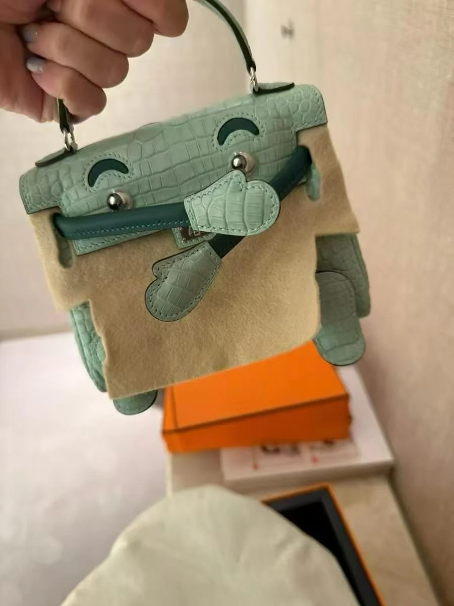 Hermes kelly doll 6U Vert d’eau Matte crocodile leather Palladium Hardware - Image 2