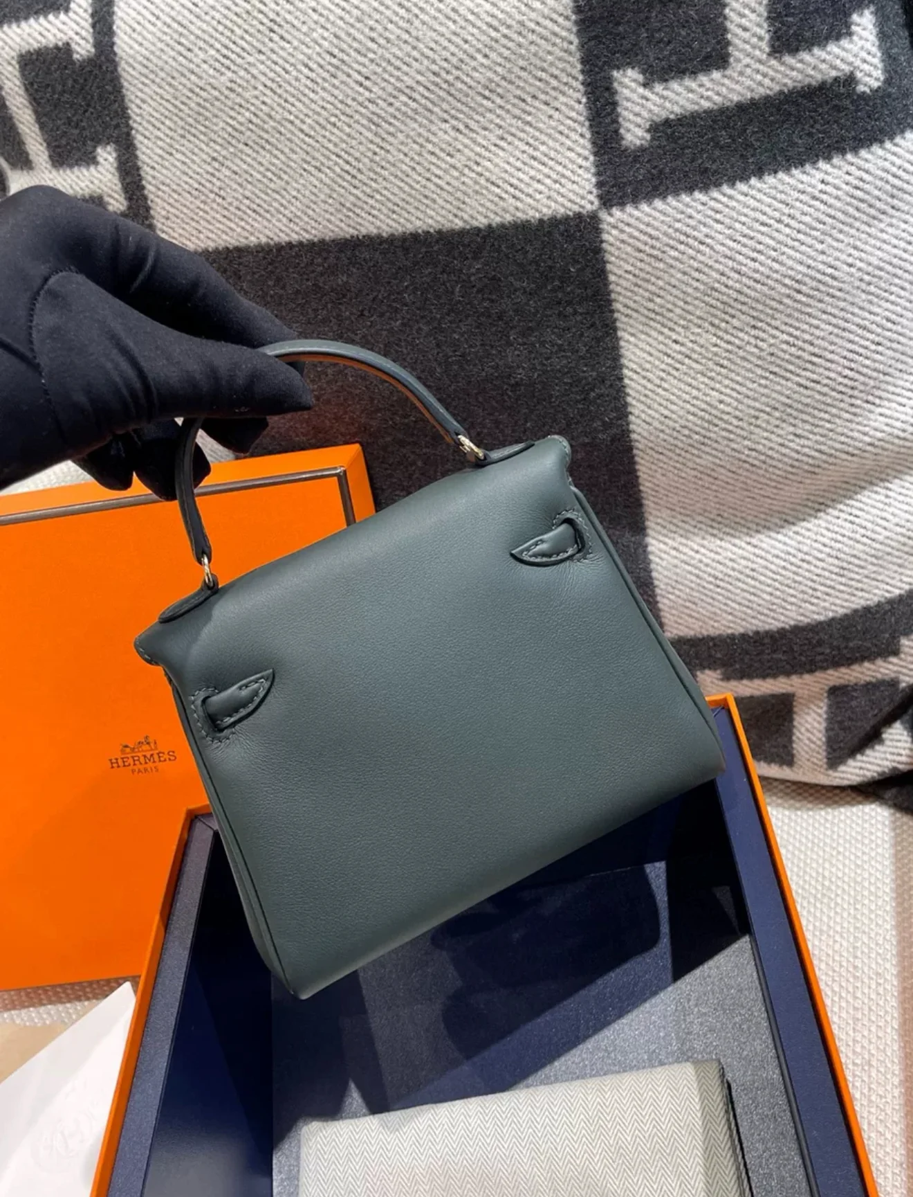 Hermès kelly doll Vert Fonce/Peppermint Swift Leather Palladium hardware Bag - Image 3