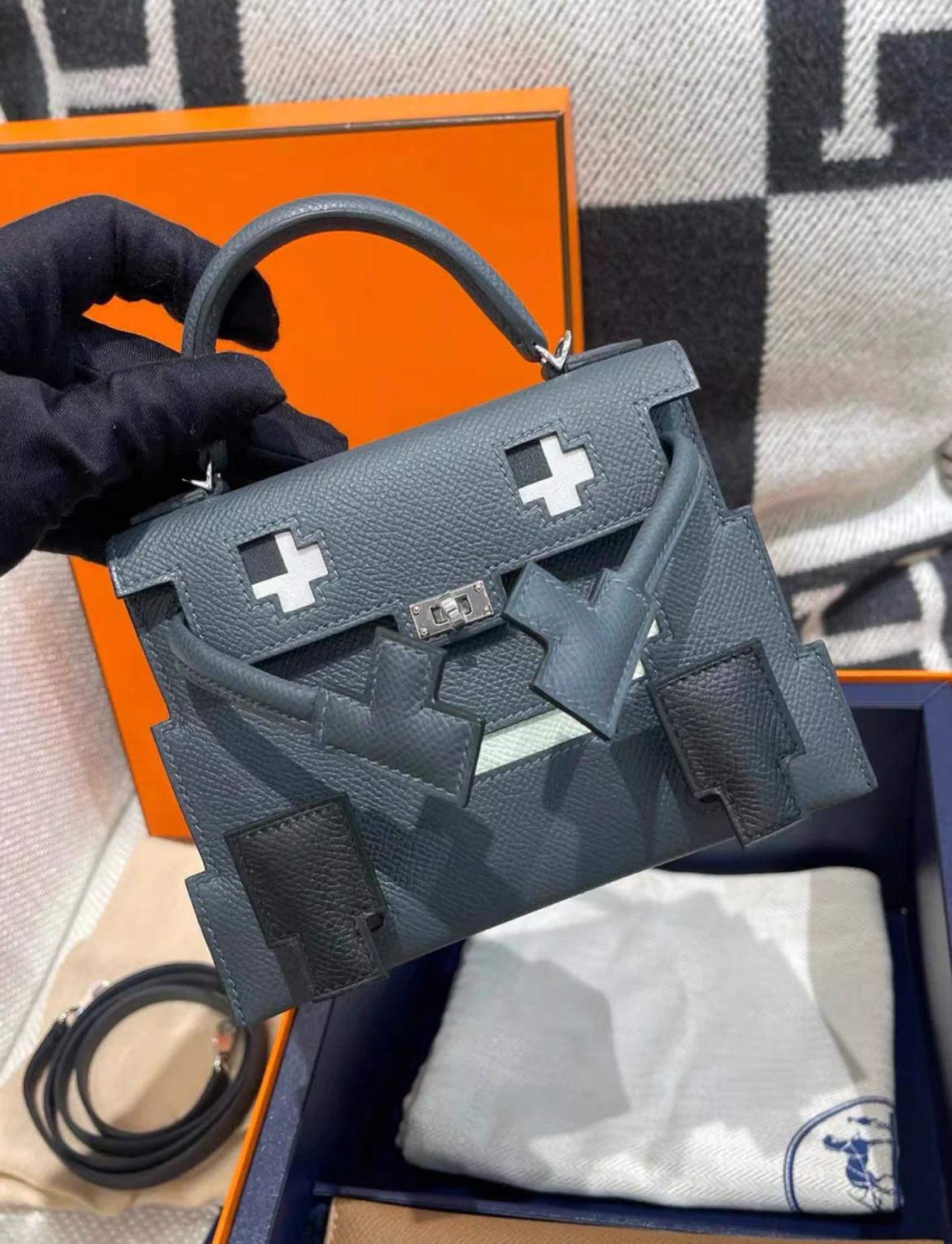 HERMÈS KELLY DOLL PICTO DARK GRAY EPSOM LEATHER PHW - Image 3