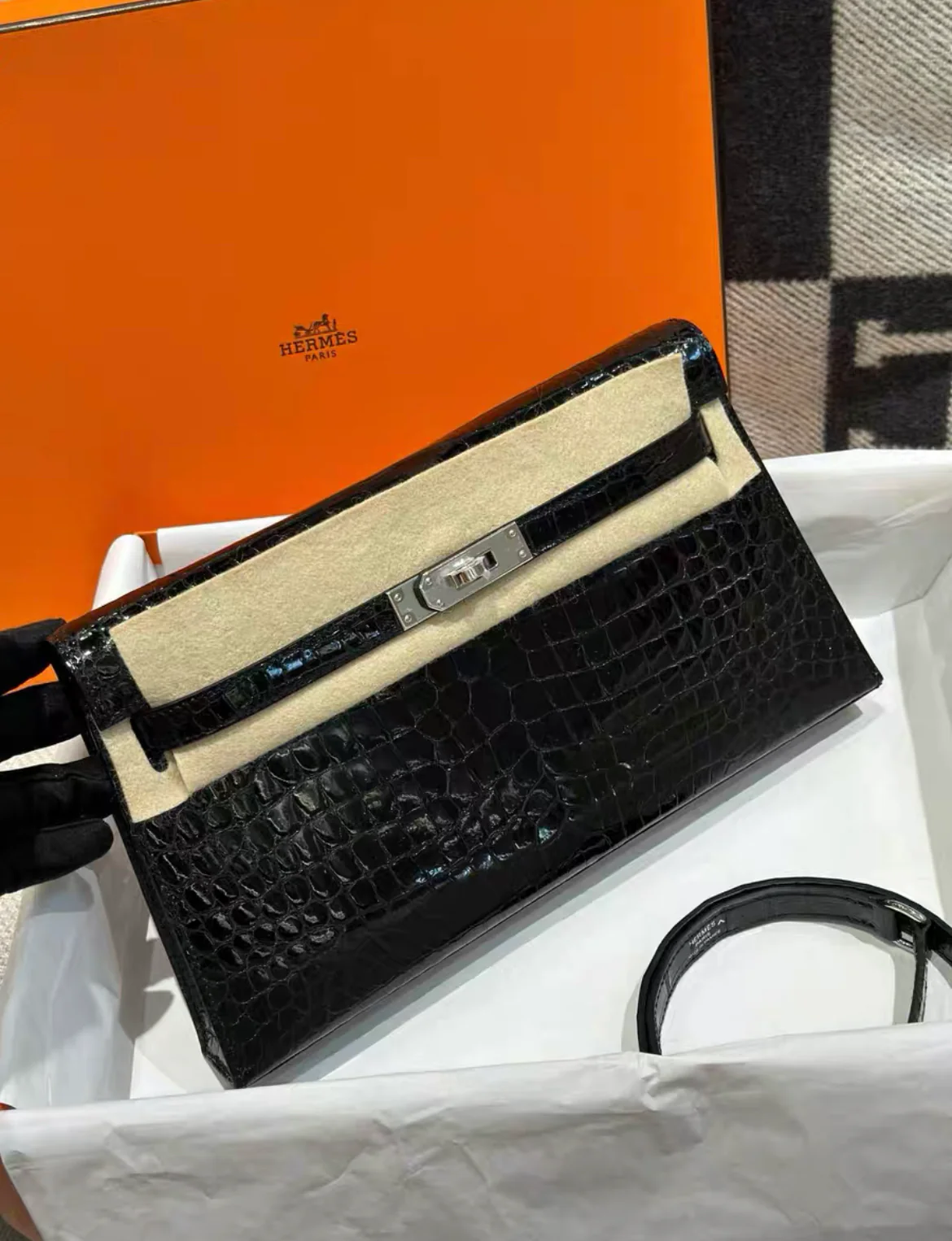 HERMES KELLY ELAN BLACK POROSUS CROCODILE SHOULDER BAG Brand New Stamp W - Image 2