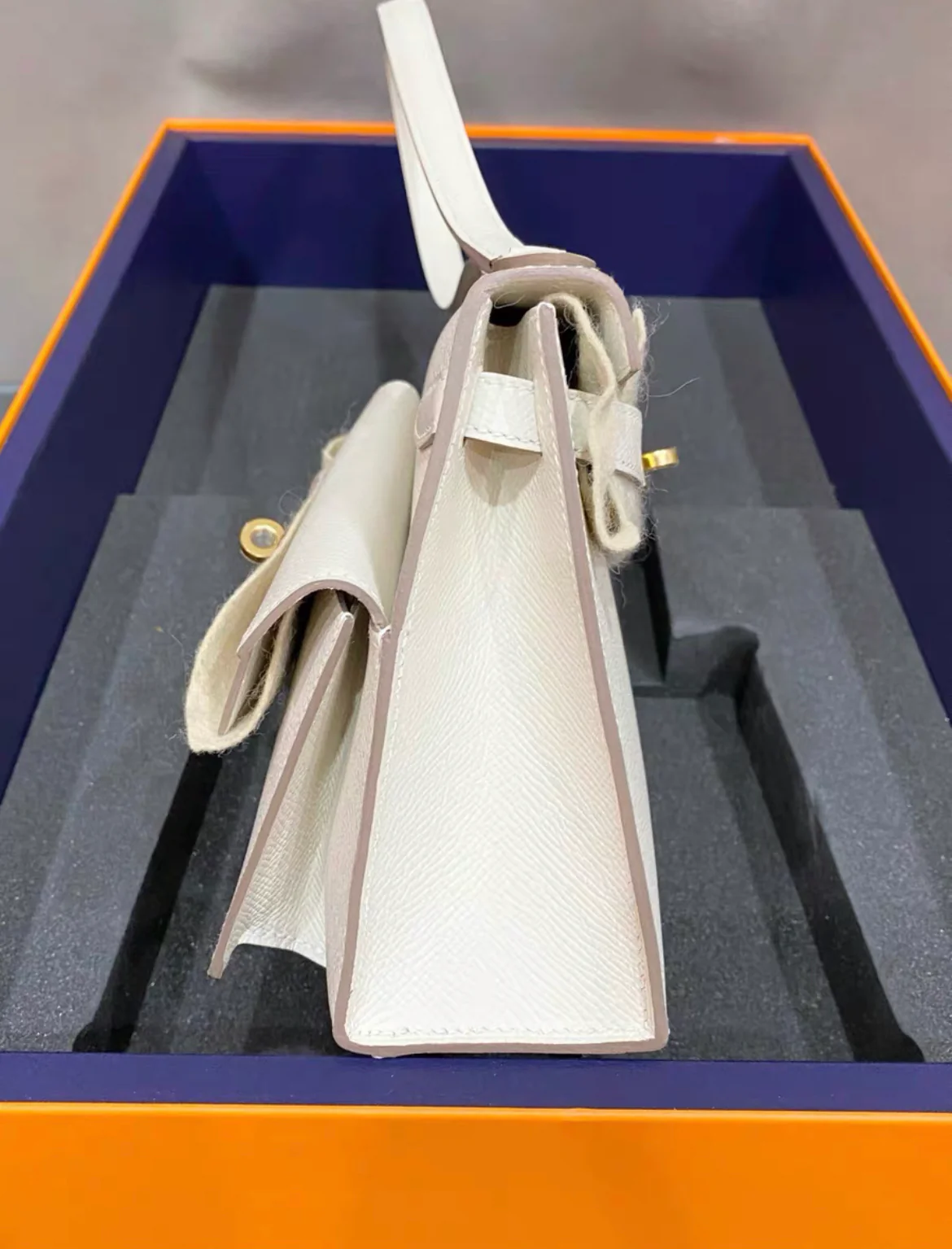 Hermès Kelly en Desordre 20 White Epsom Palladium Hardware Sellier - Image 4