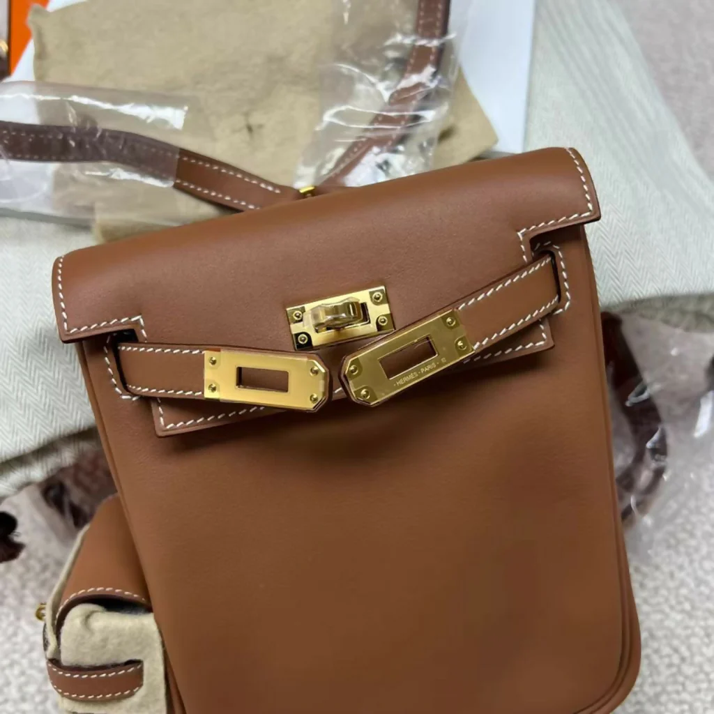 Hermès Mini Kelly Jump Backpack Gold Swift Gold Hardware - Image 3