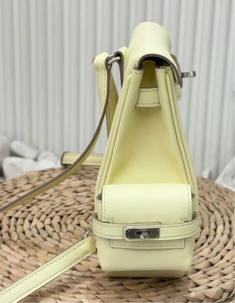 Hermès Mini Kelly Jump Backpack Jaune Milton Swift Palladium Hardware - Image 2