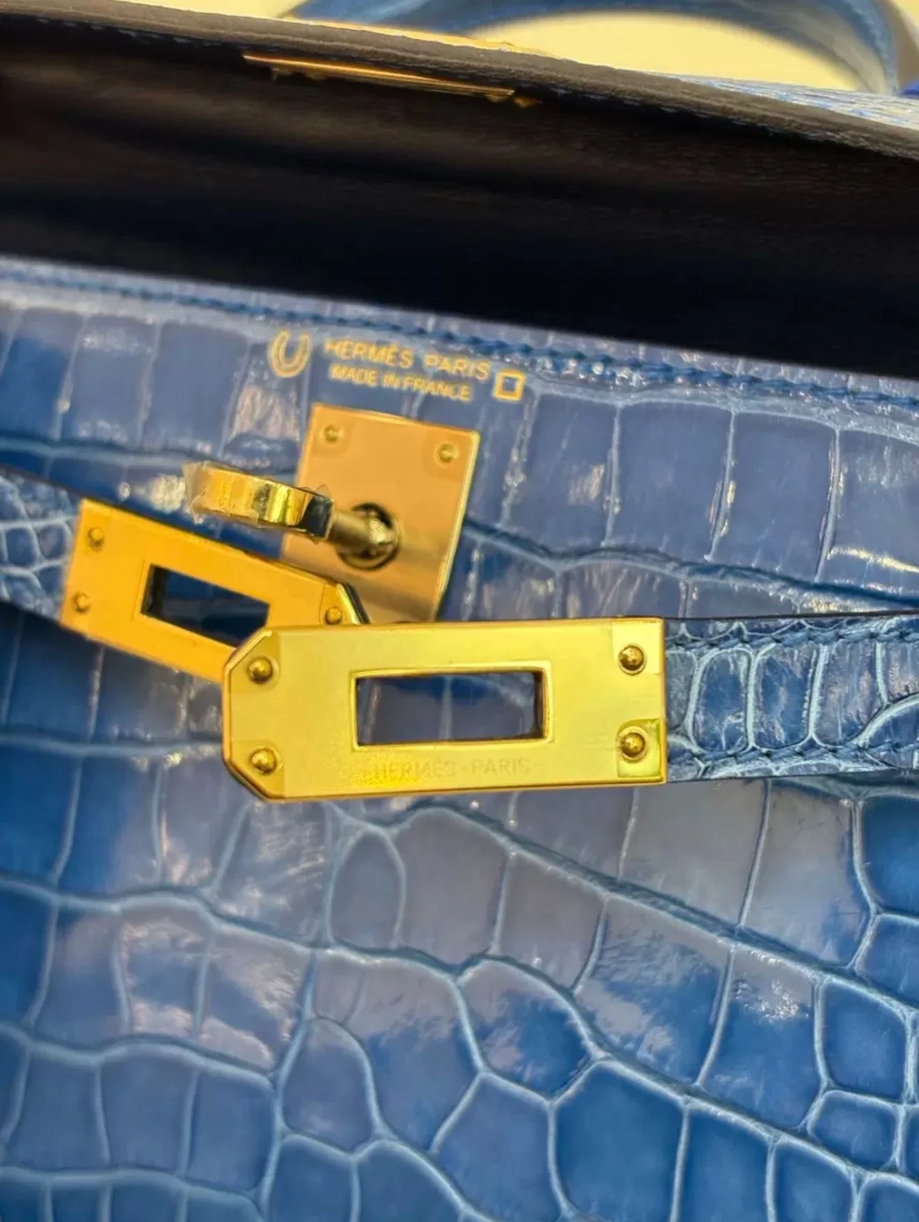 Hermes Mini Kelly 20 Blue Zellige Shiny crocodile leather gold hardware - Image 5