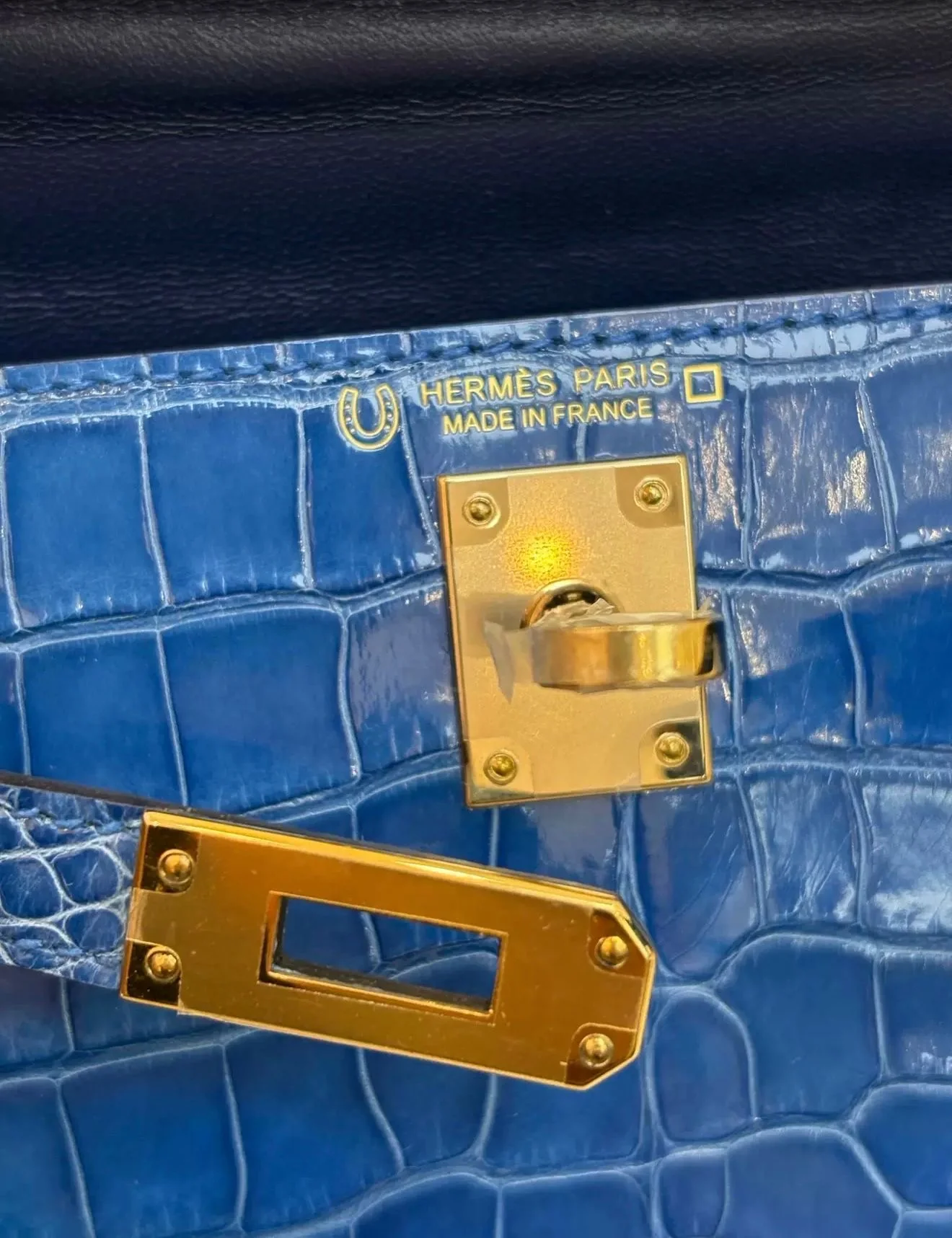 Hermes Mini Kelly 20 Blue Zellige Shiny crocodile leather gold hardware - Image 6