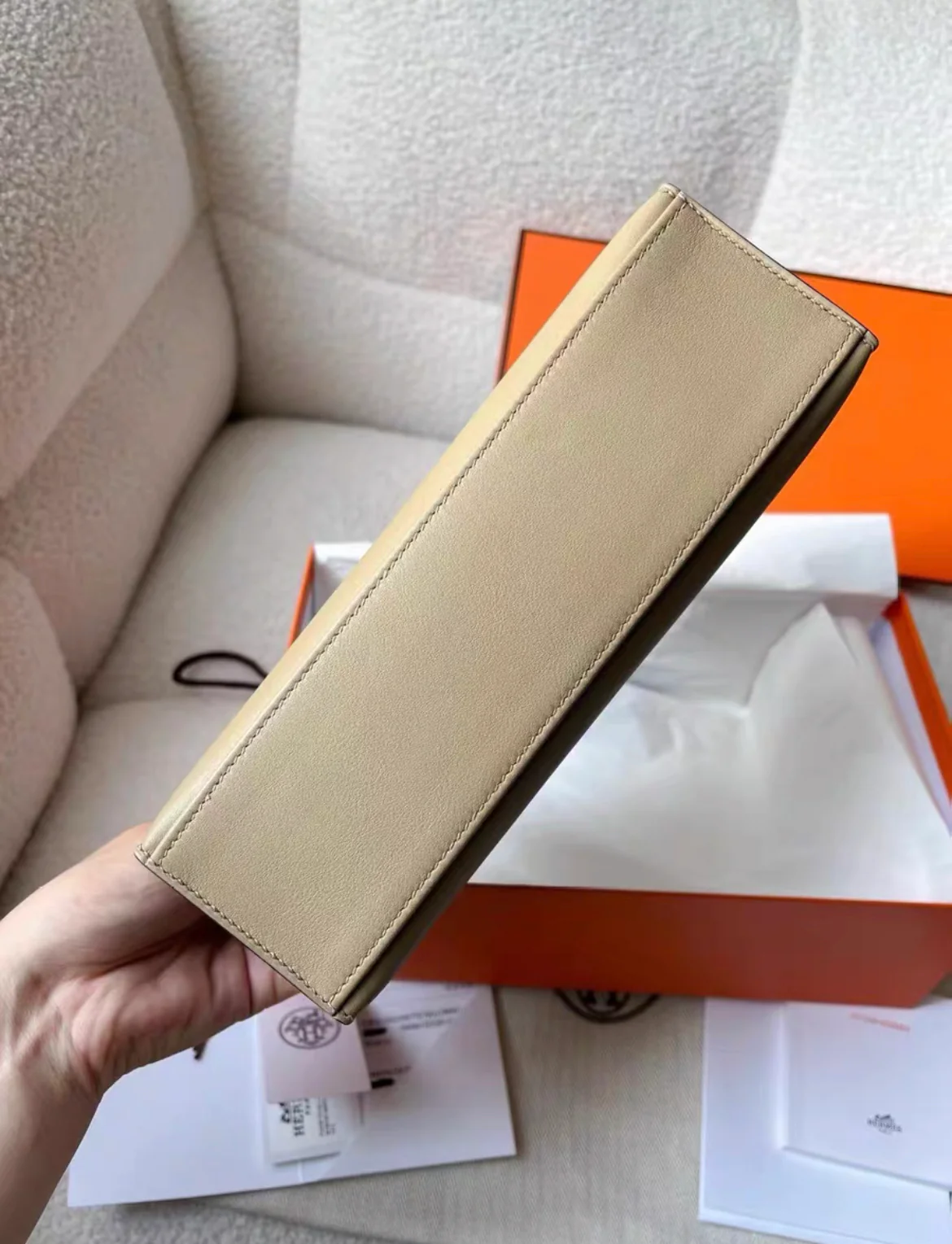 Hermès Kelly Pochette Beige Marfa Swift Gold Hardware - Image 6