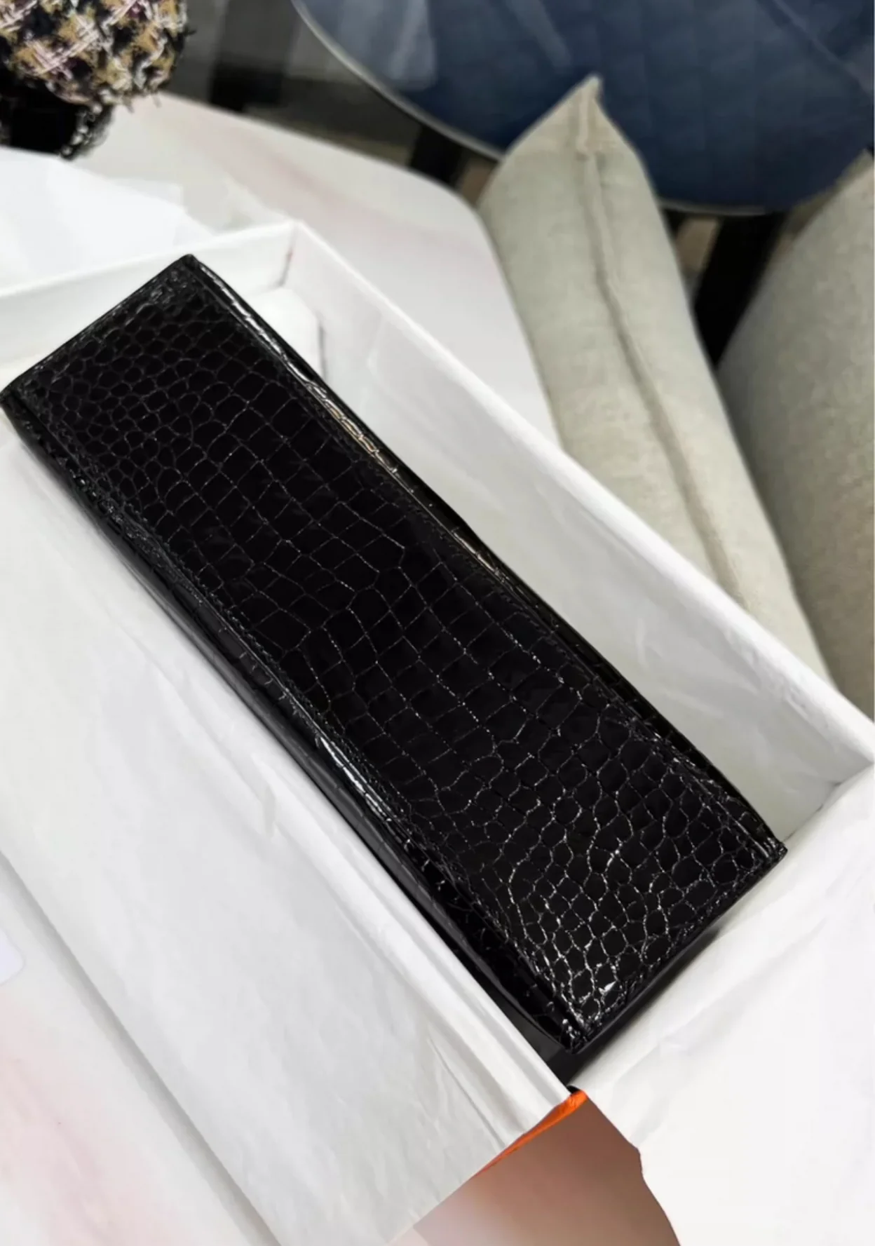 Hermes Kelly Pochette Noir Black Shiny Crocodile Gold Hardware - Image 8