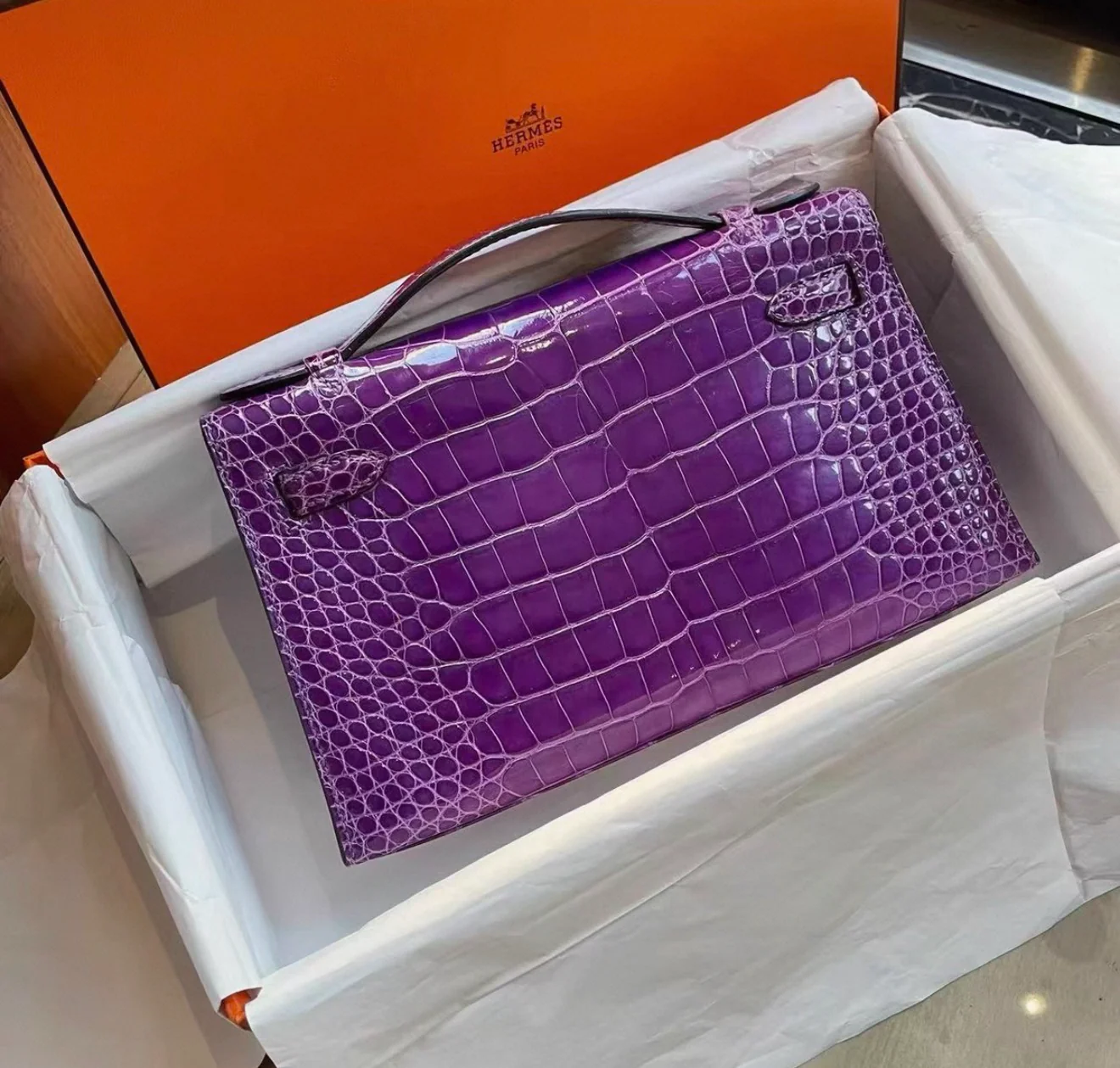 Hermes Kelly pochette Ultraviolet Shiny crocodile leather palladium hardware - Image 4