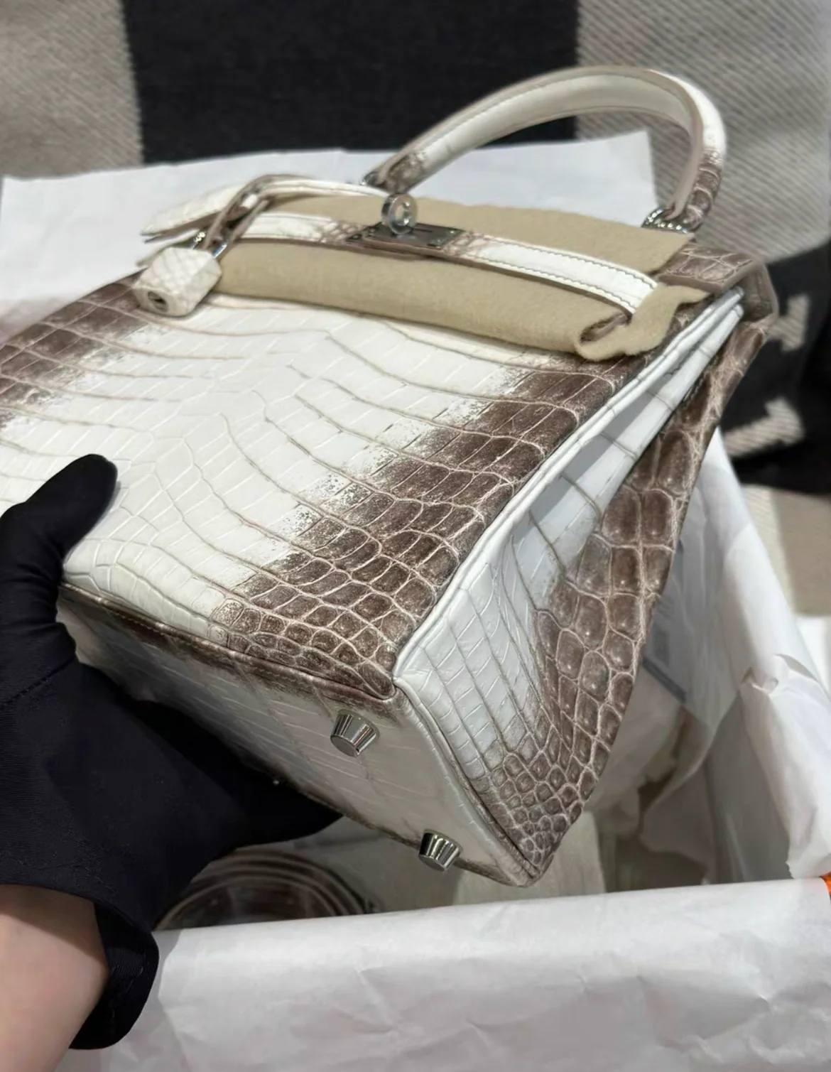 Hermès Kelly Retourne 25 Himalaya Niloticus Crocodile Palladium Hardware - Image 5