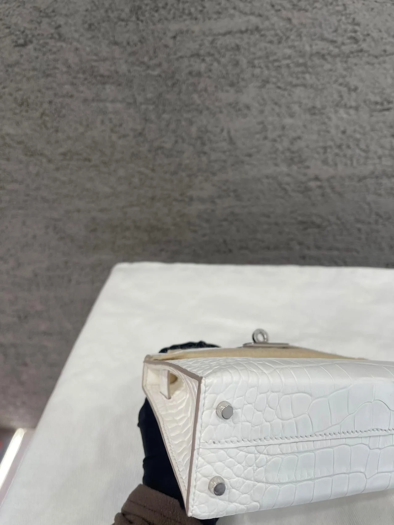 Hermès Kelly Sellier 20 Creme Chantilly Matte Alligator Palladium Hardware - Image 7