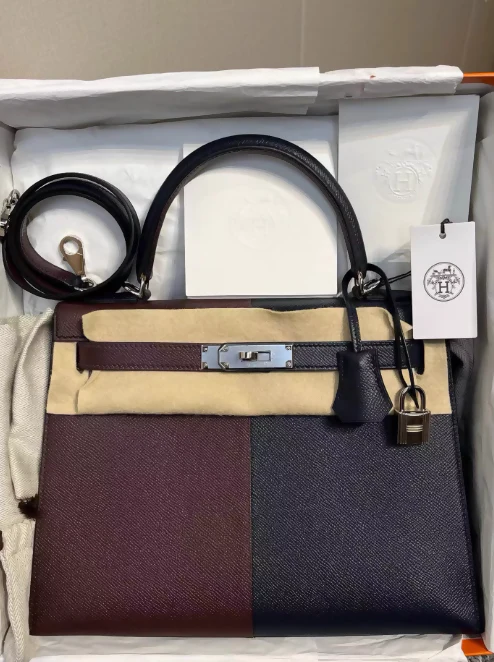 Hermès Kelly 28 Casaque/Blue Indigo/Rouge Sellier Epsom With Palladium Hardware