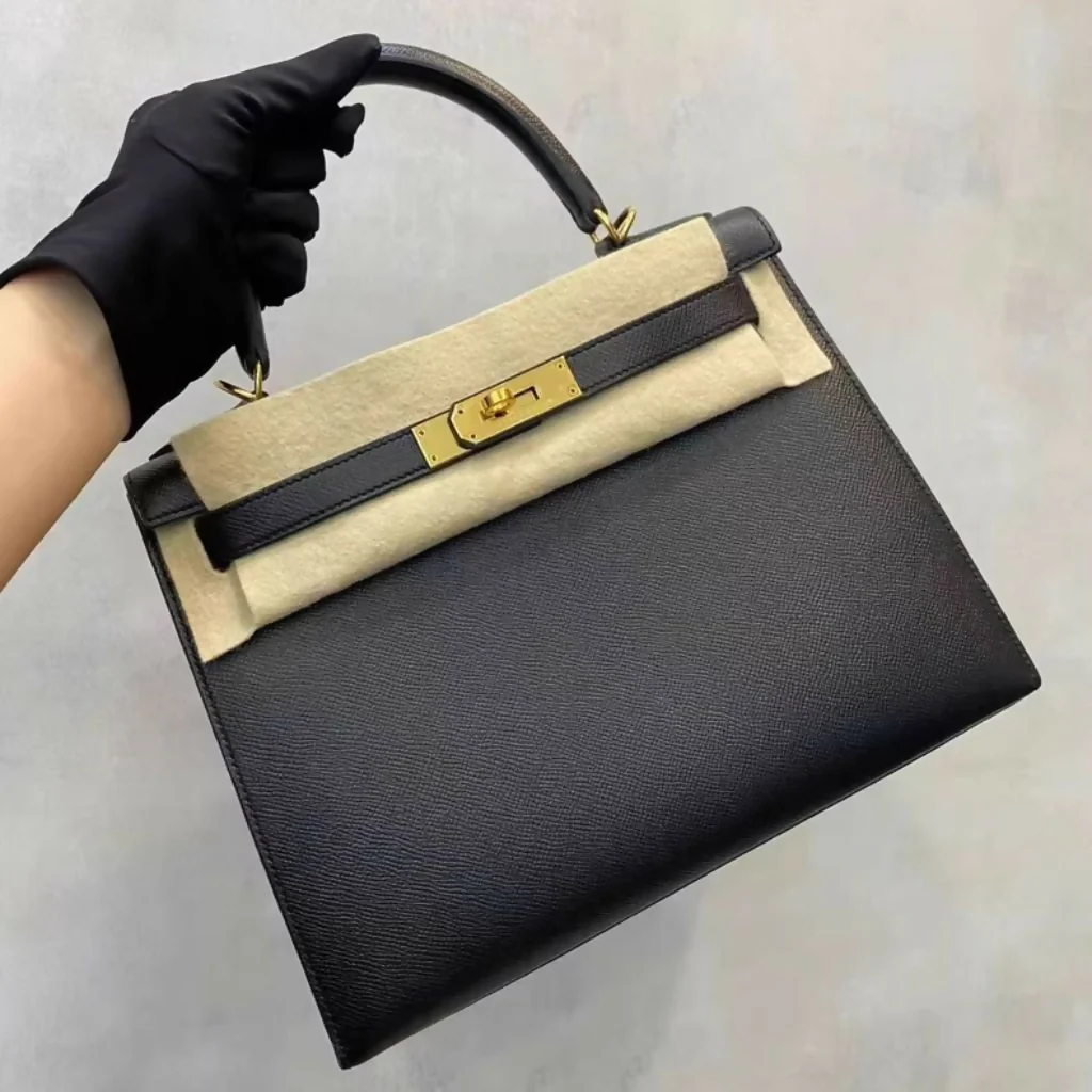 Hermes kelly 28 Black Epsom Leather Gold Hardware - Image 3