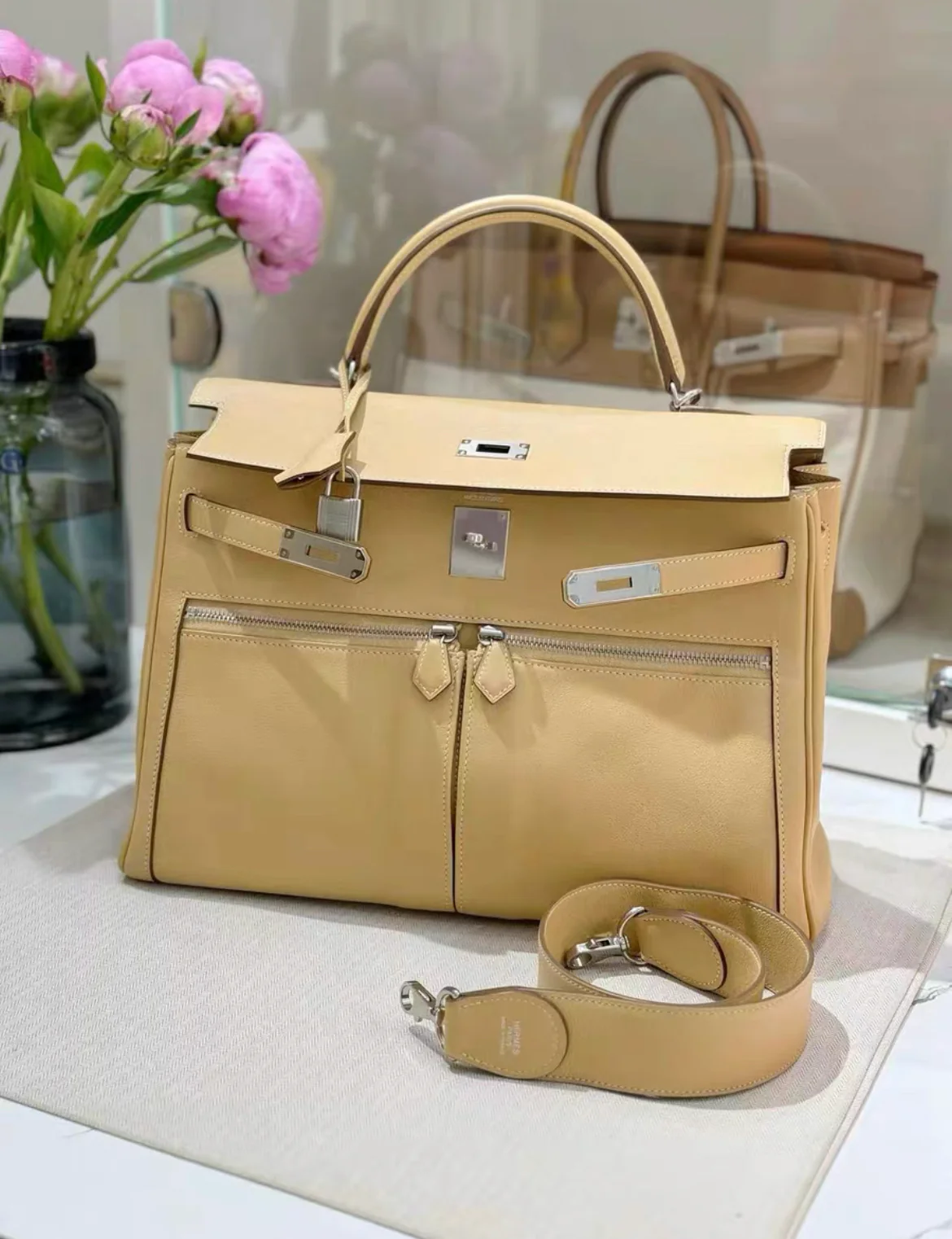 HERMES LAKIS 35 BEIGE SWIFT LEATHER WITH PALLADIUM HARDWARE - Image 6