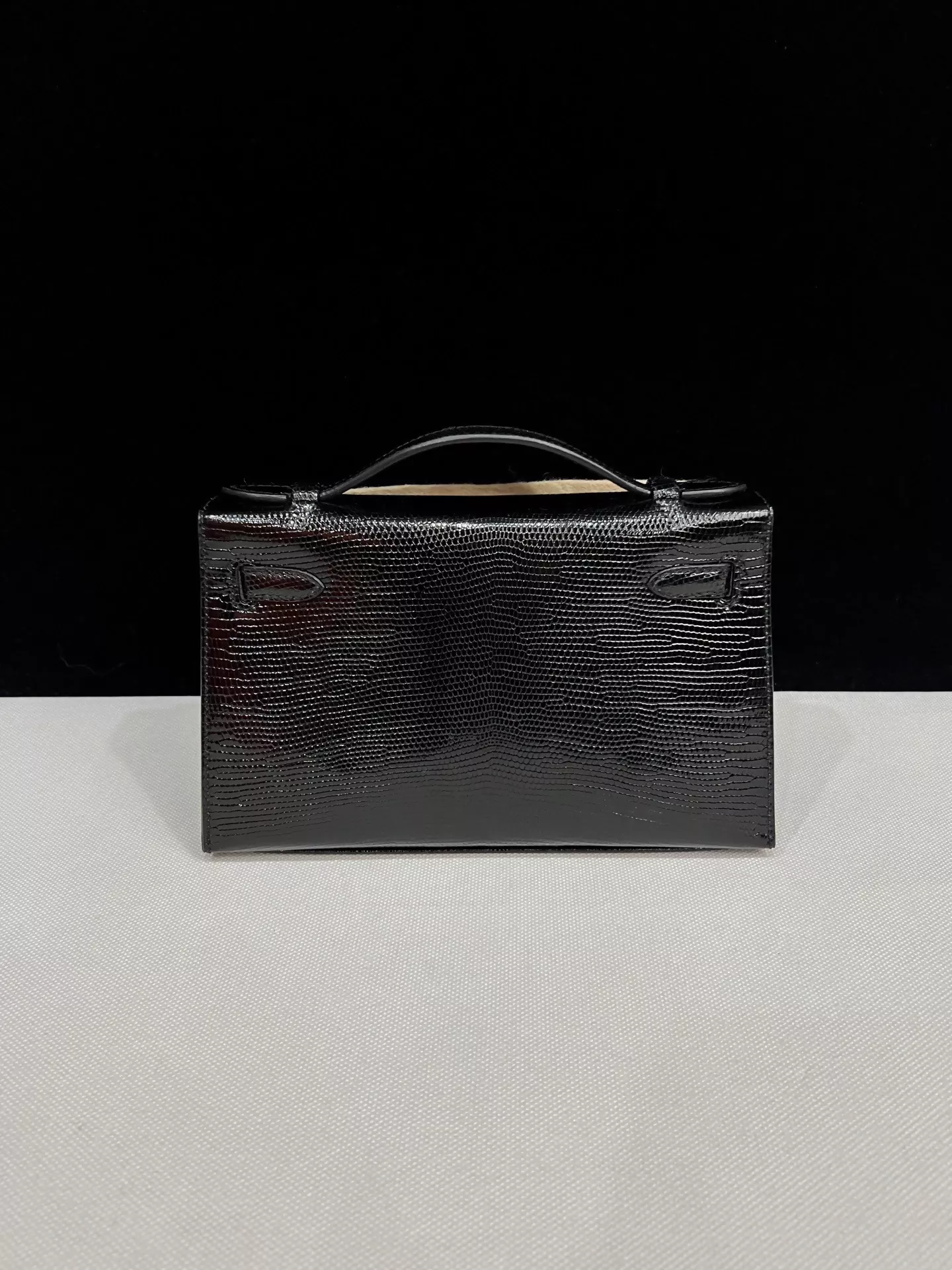 Hermes Kelly Pochette Black Lizard leather gold hardware - Image 2