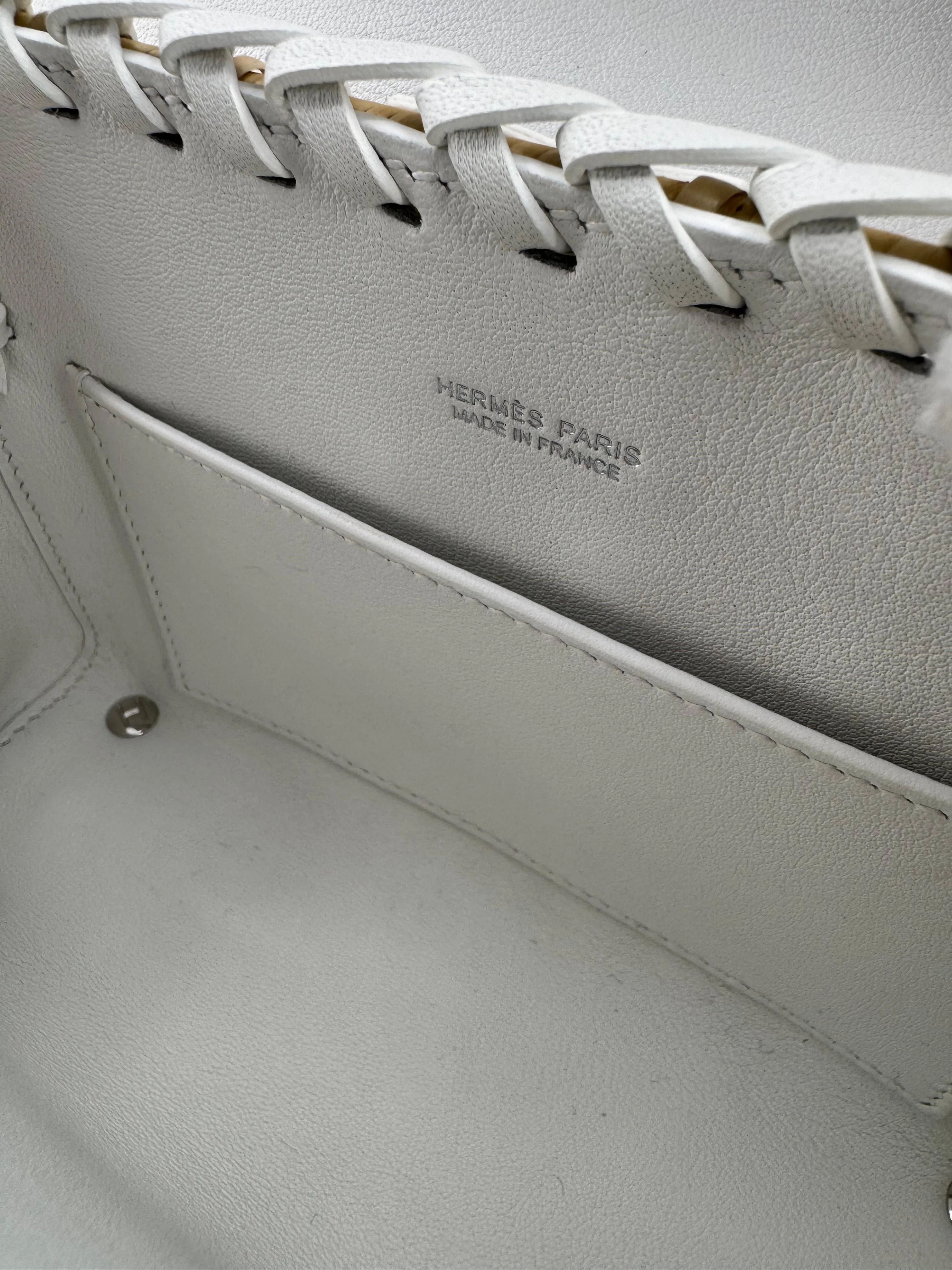 Hermès Mini Kelly 20 “Picnic” White Swift Leather & Palladium Hardware - Image 18