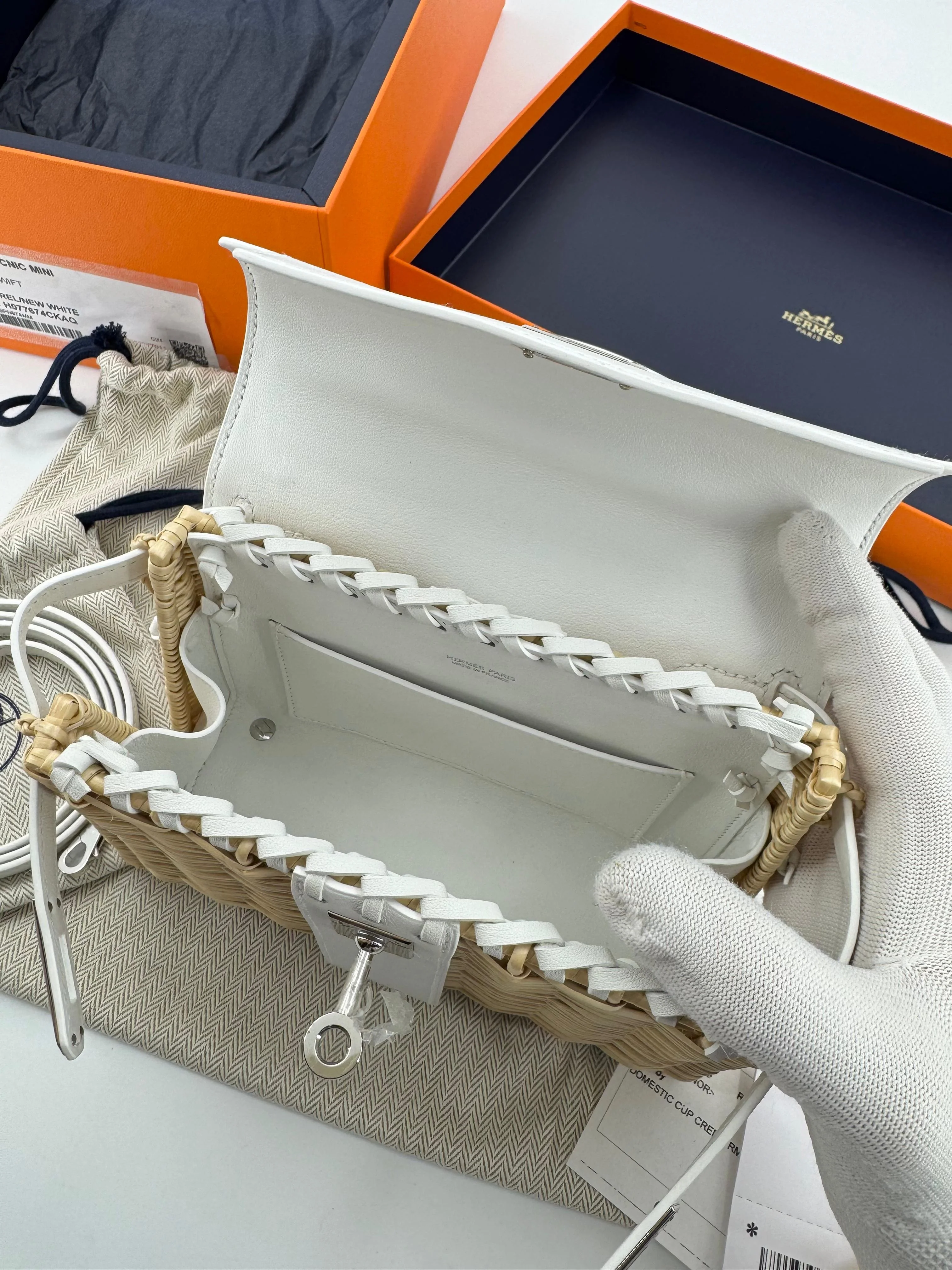 Hermès Mini Kelly 20 “Picnic” White Swift Leather & Palladium Hardware - Image 7
