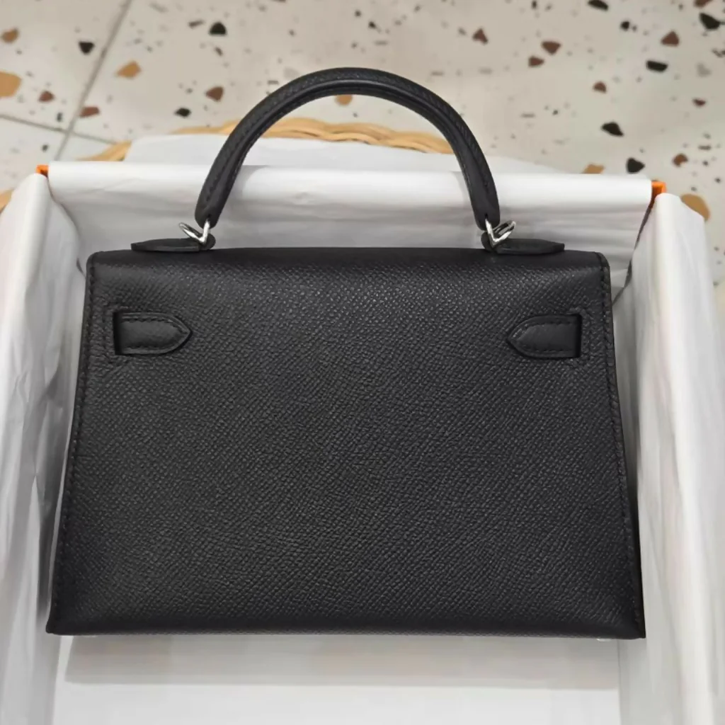 Hermès Mini Kelly Black Epsom Leather Palladium Hardware - Image 3