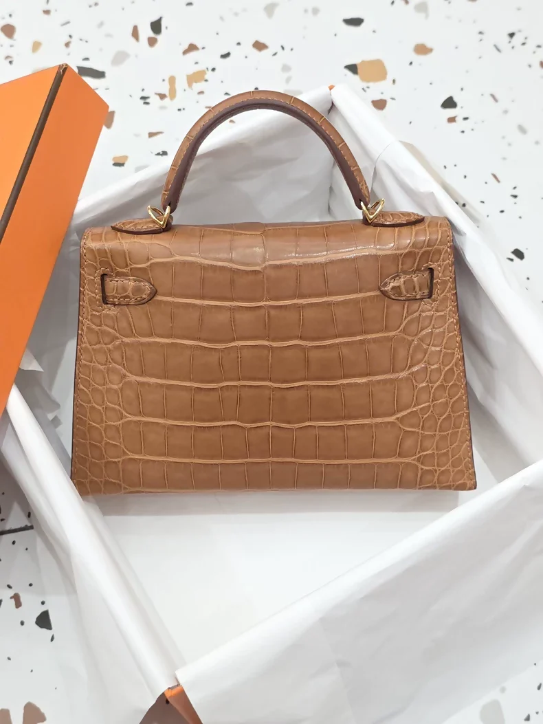 Hermes Mini Kelly 20 Brown Gold matte alligator gold hardware - Image 3