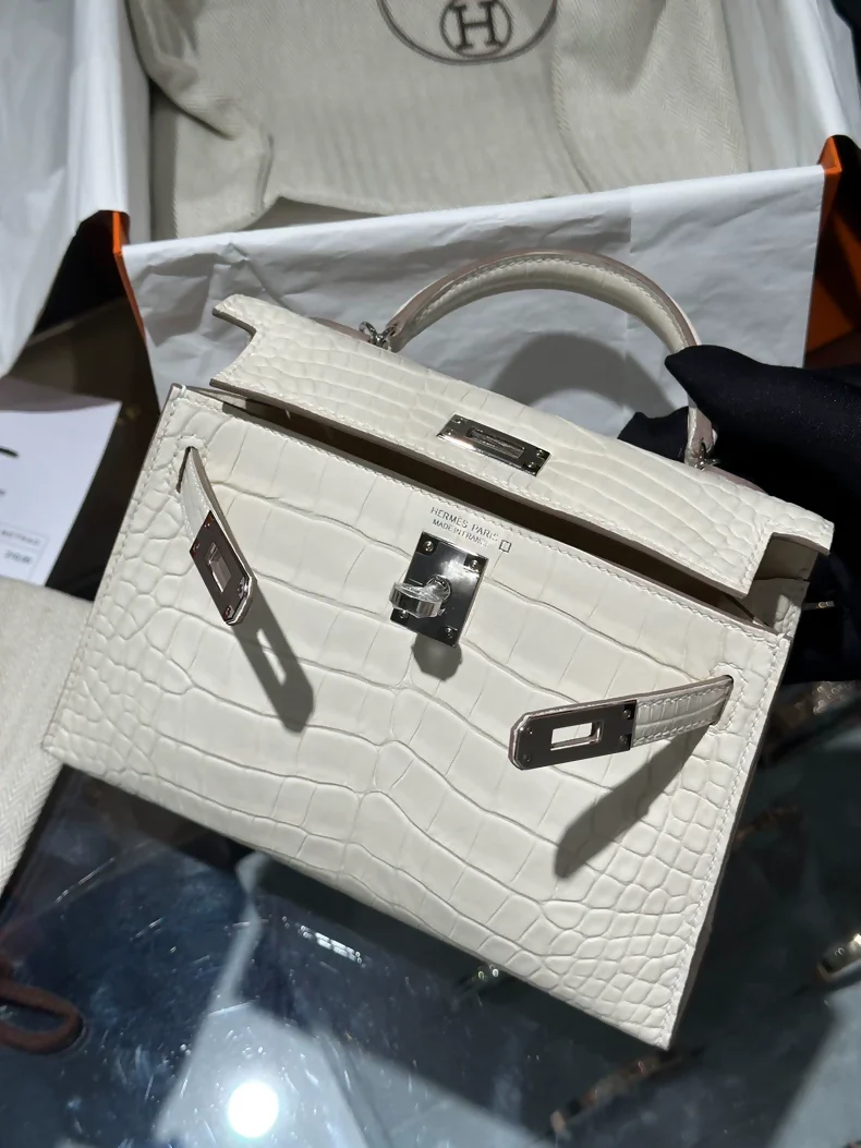 Hermes Mini Kelly 20 Nata Cream White Crocodile leather palladium hardware