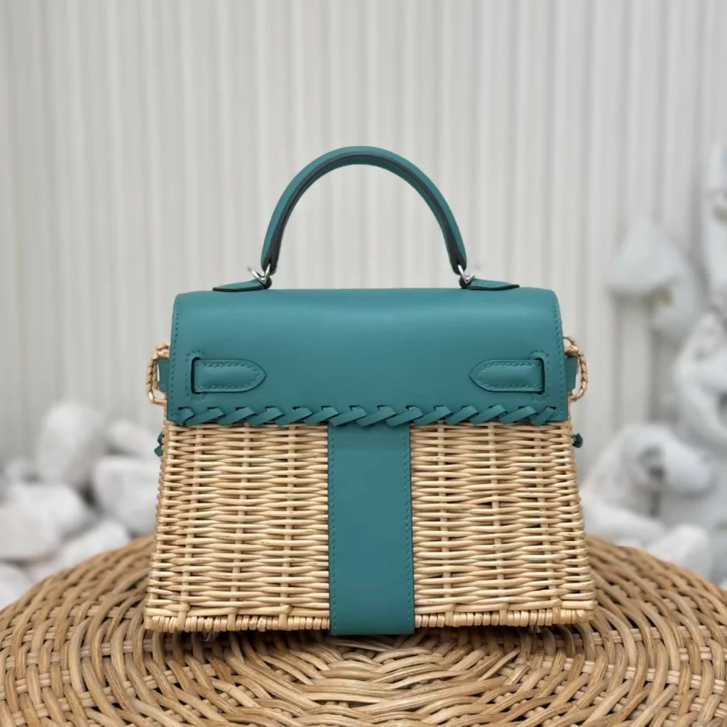 Hermès Mini Kelly Picnic Green Swift Leather with Palladium hardware - Image 2