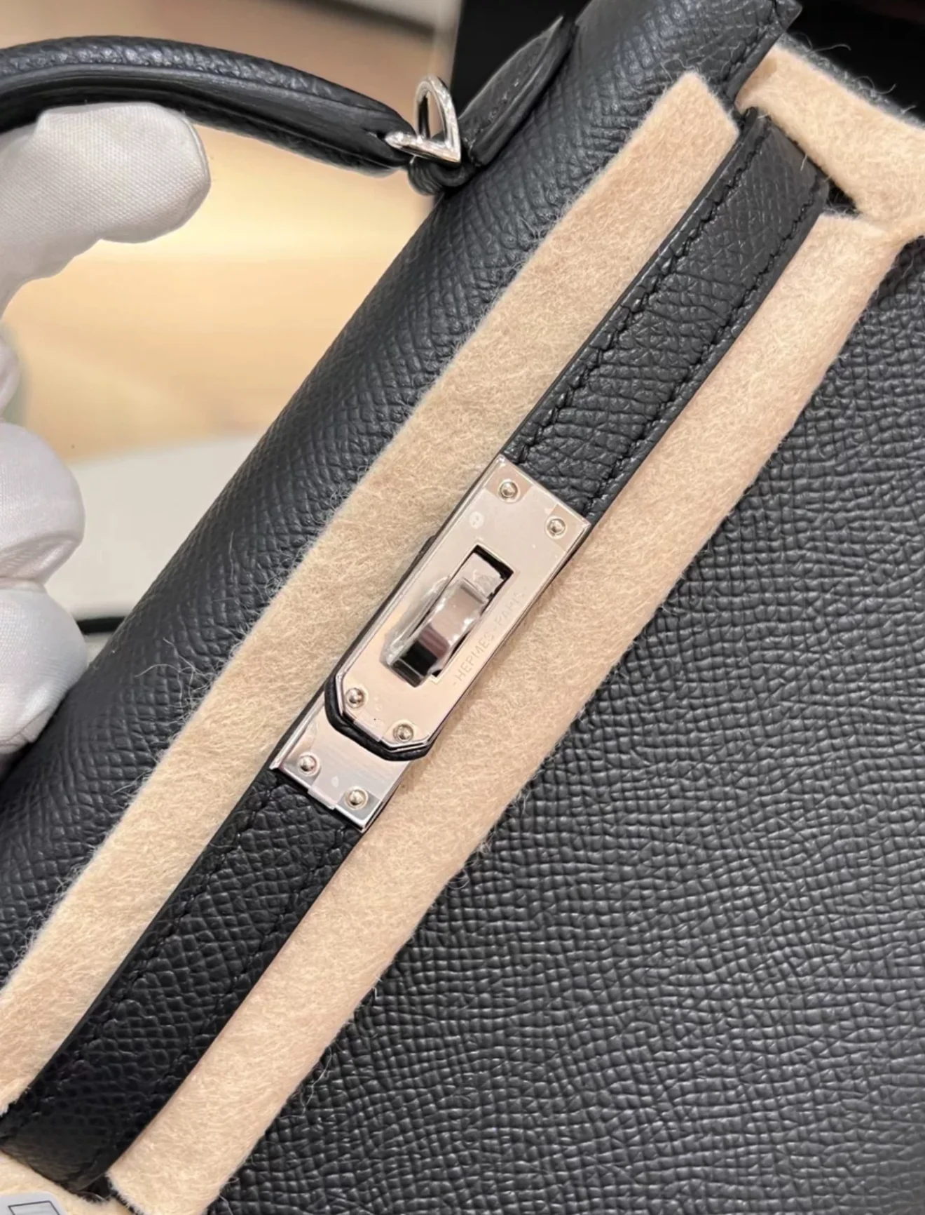 HERMES MINI KELLY BLACK EPSOM PALLADIUM HARDWARE - Image 6