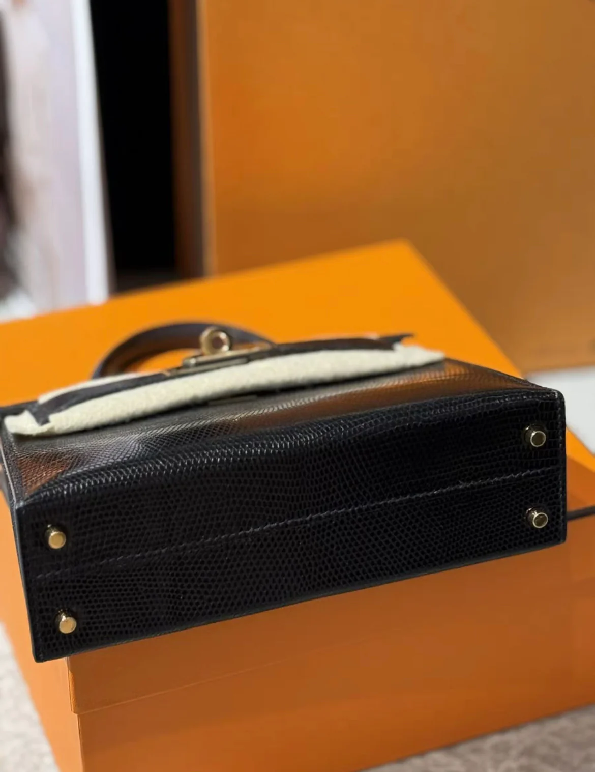 Hermes Mini Kelly Black Lizard Gold Hardware - Image 6