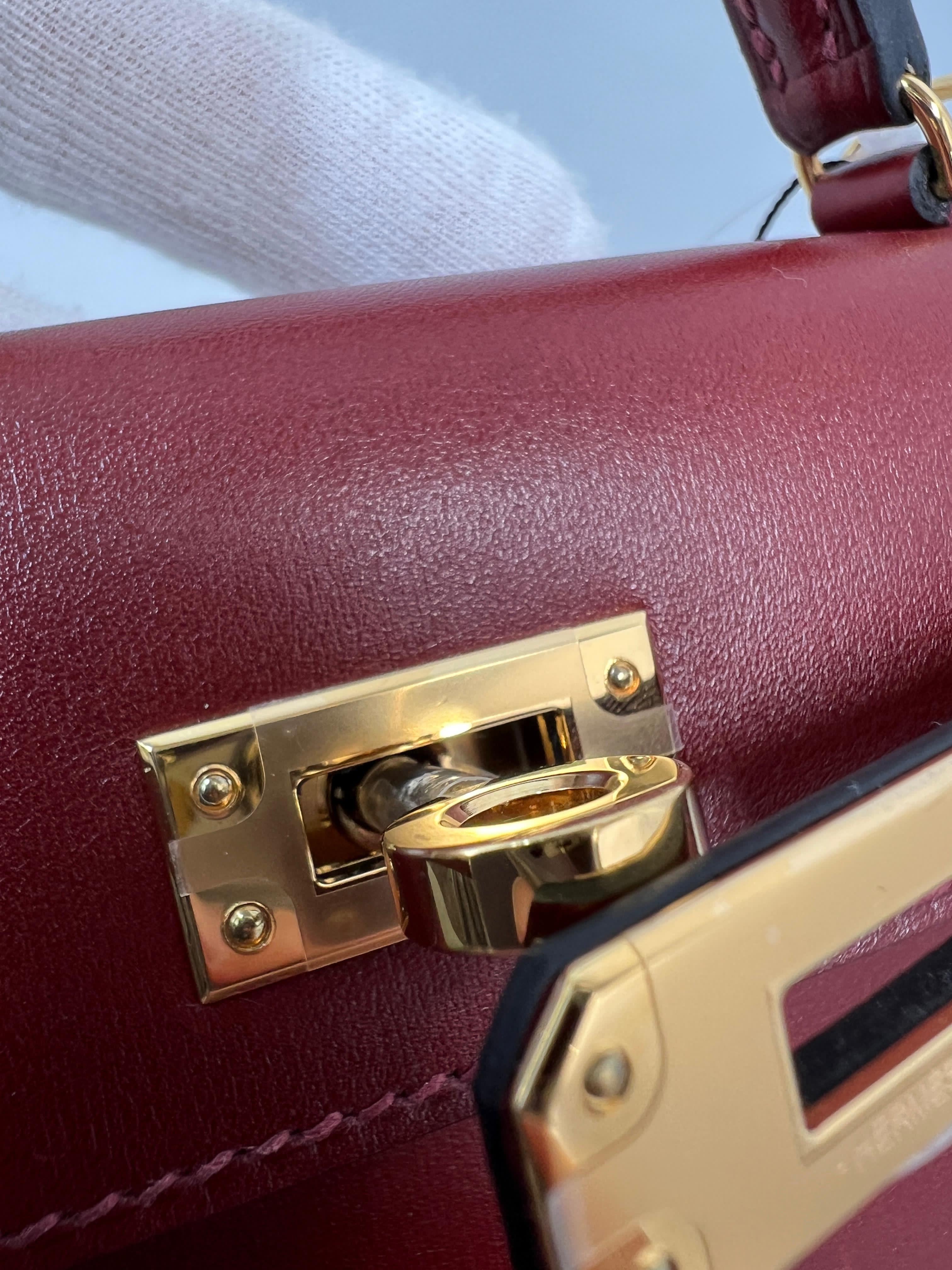 Hermès Mini Kelly Bordeaux (Rouge H) Box Leather Gold Hardware - Image 4