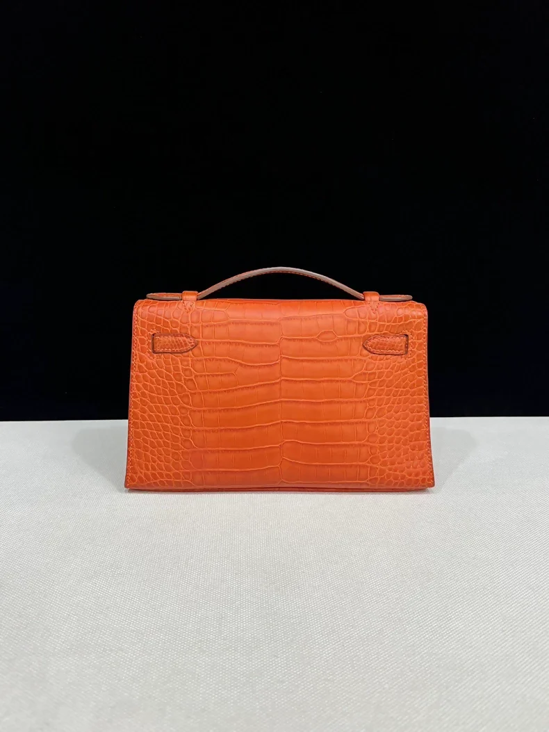 Hermes Kelly pochette Indian red matte alligator leather with palladium hardware - Image 2