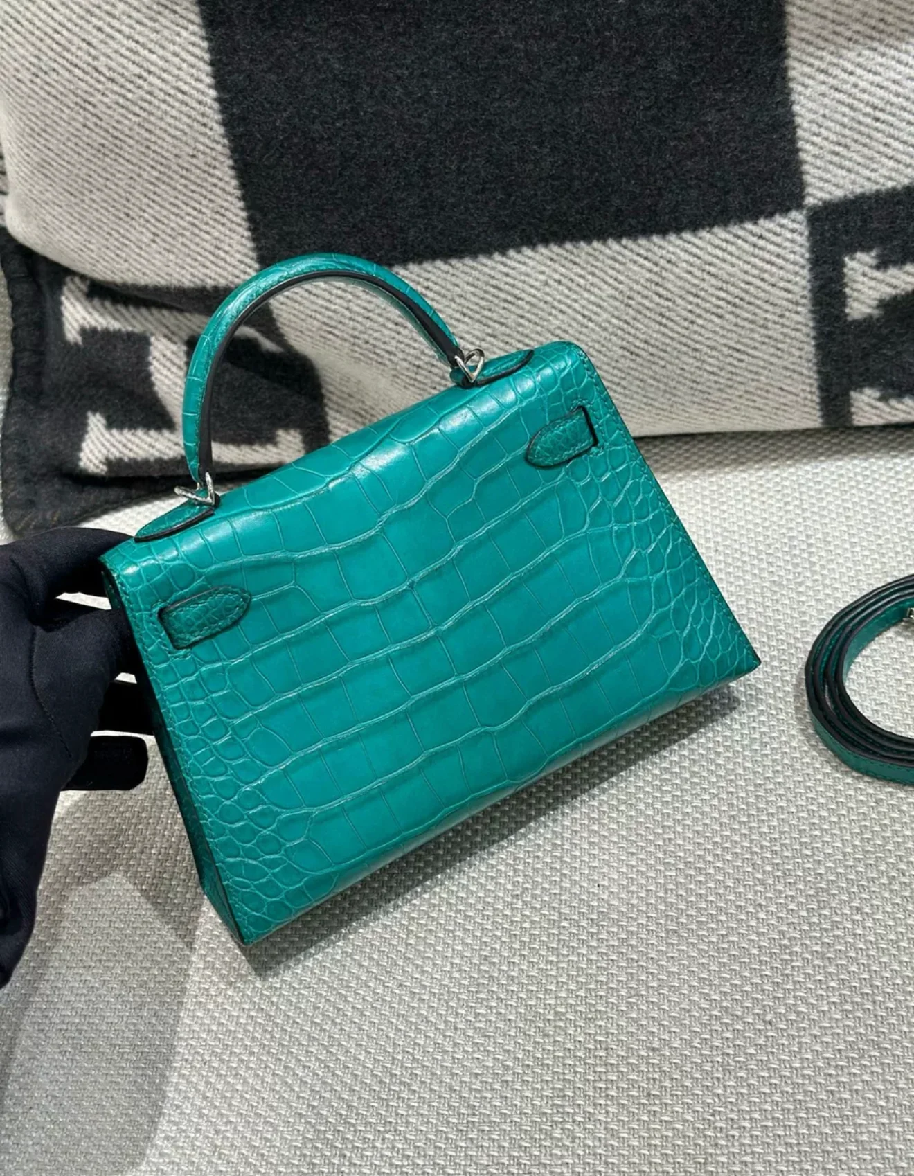 Hermes Mini Kelly Green Malachite Matte Crocodile Leather Palladium Hardware - Image 7