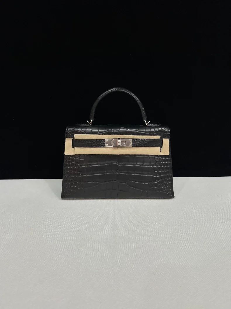 Hermes Mini Kelly 20 black matte alligator palladium hardware - Image 2