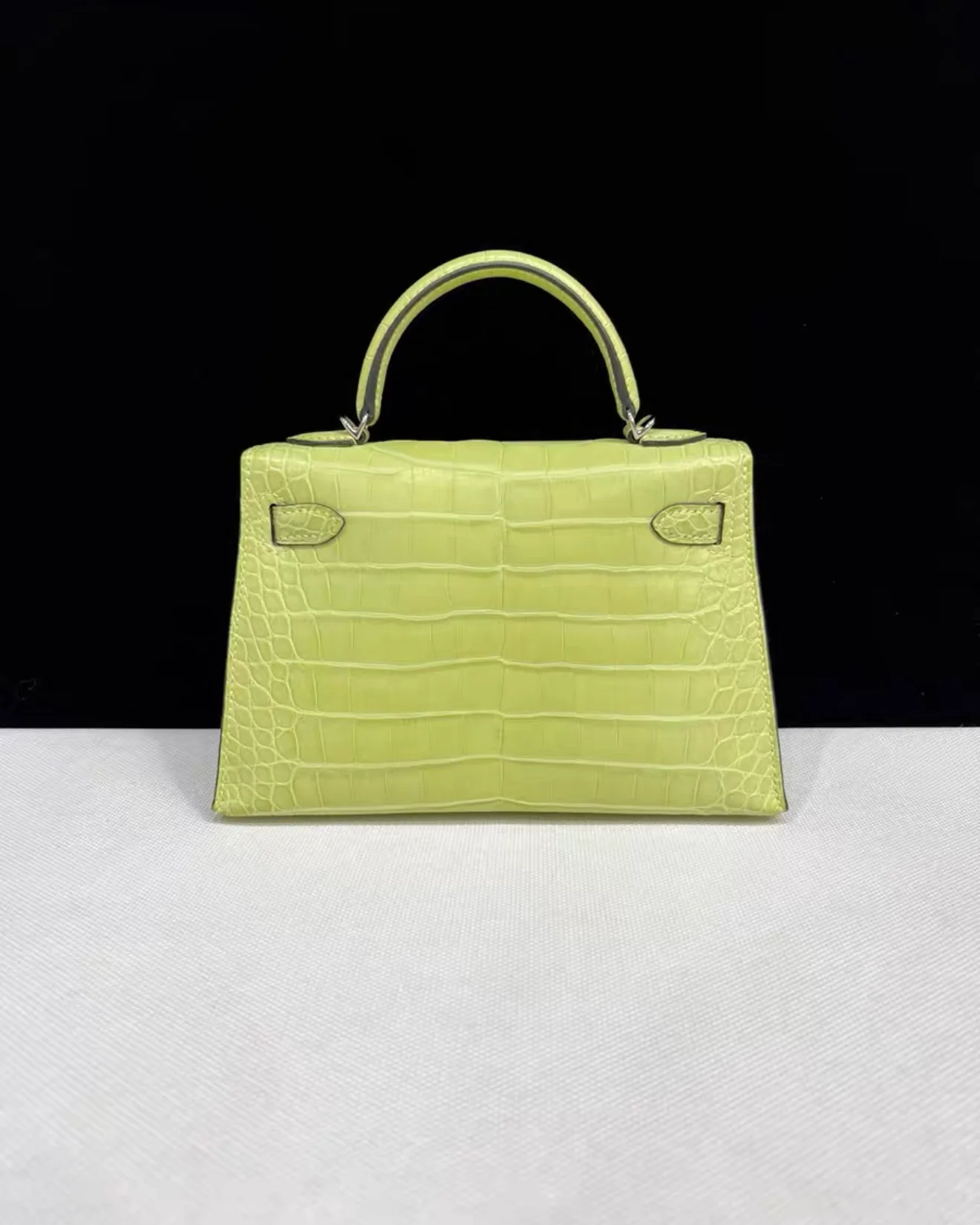 Hermès Mini Kelly Jaune Bourgeon Matte Crocodile Leather palladium Hardware - Image 3