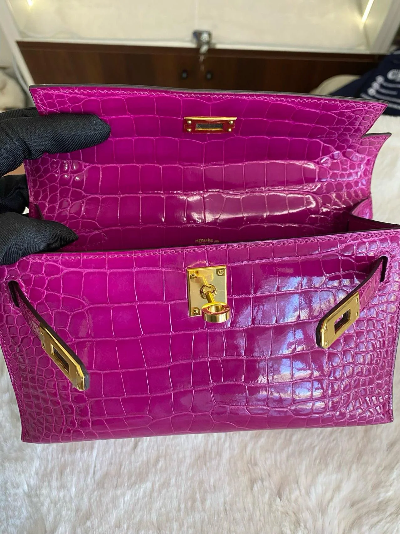 HERMÈS MINI KELLY POCHETTE ROSE SCHEHERAZADE SHINY ALLIGATOR GOLD HARDWARE - Image 13