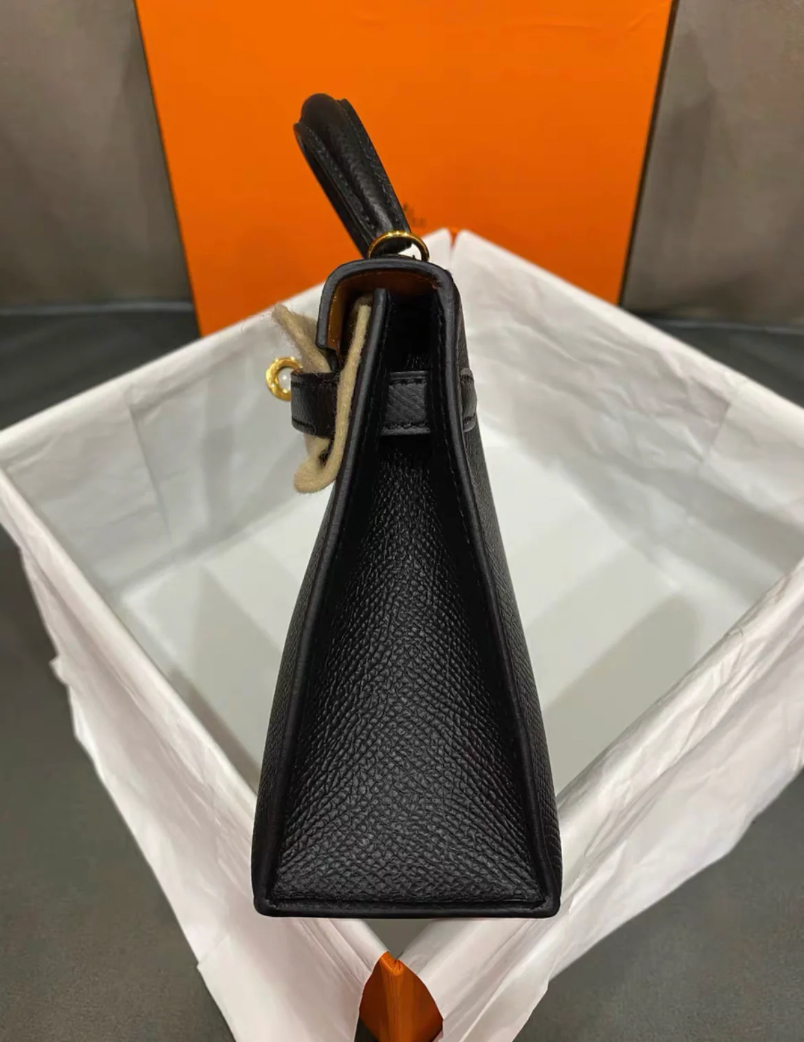 HERMES MINI KELLY SELLIER NOIR BLACK EPSOM GOLD HARDWARE - Image 4
