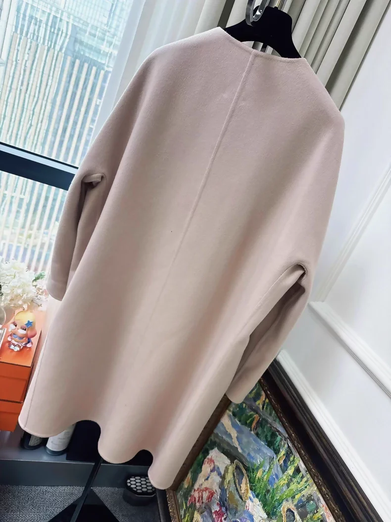 Hermes nude pink cashmere coat - Image 2