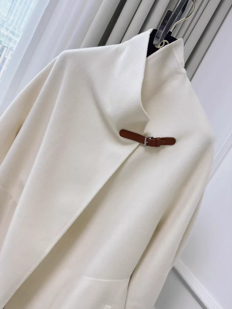 Hermes off-white cashmere coat - Image 3