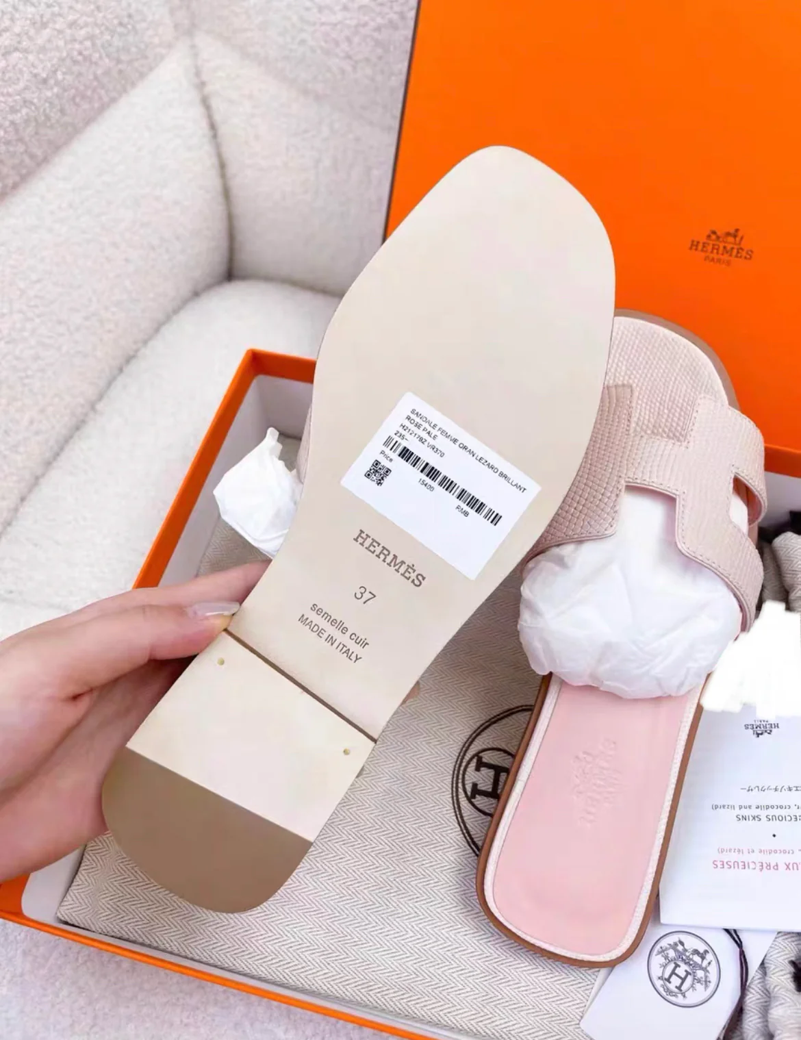 Hermès Oran 37 Hermes Pink Lizard Sandals - Image 4