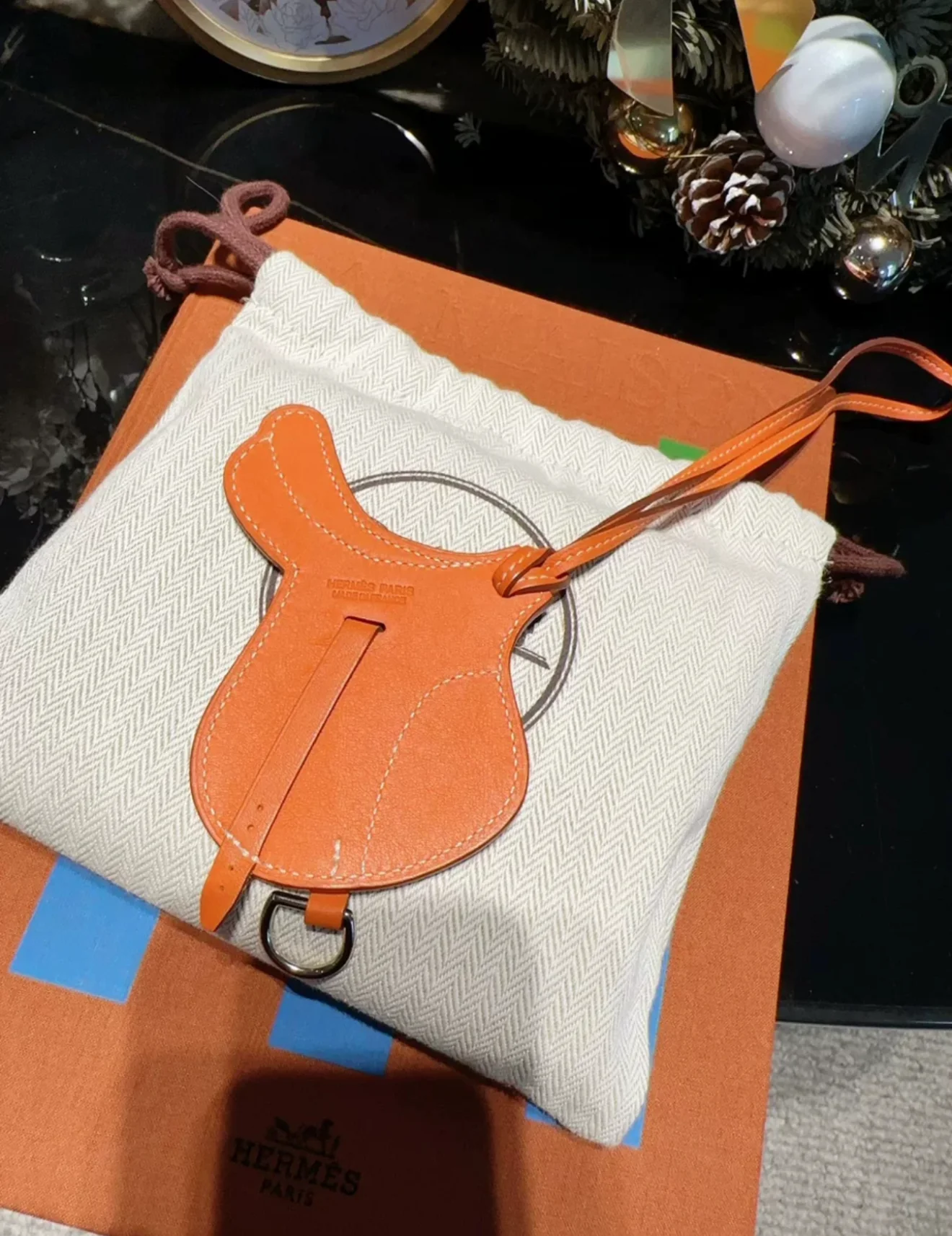 Hermès Paddock Selle Charm - Image 2