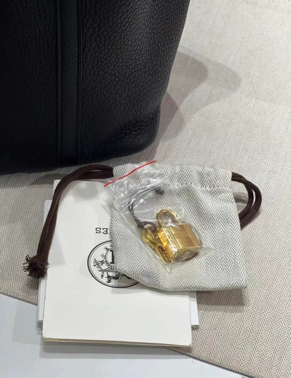 Hermes Picotin 18 Black Clémence Gold Hardware - Image 2