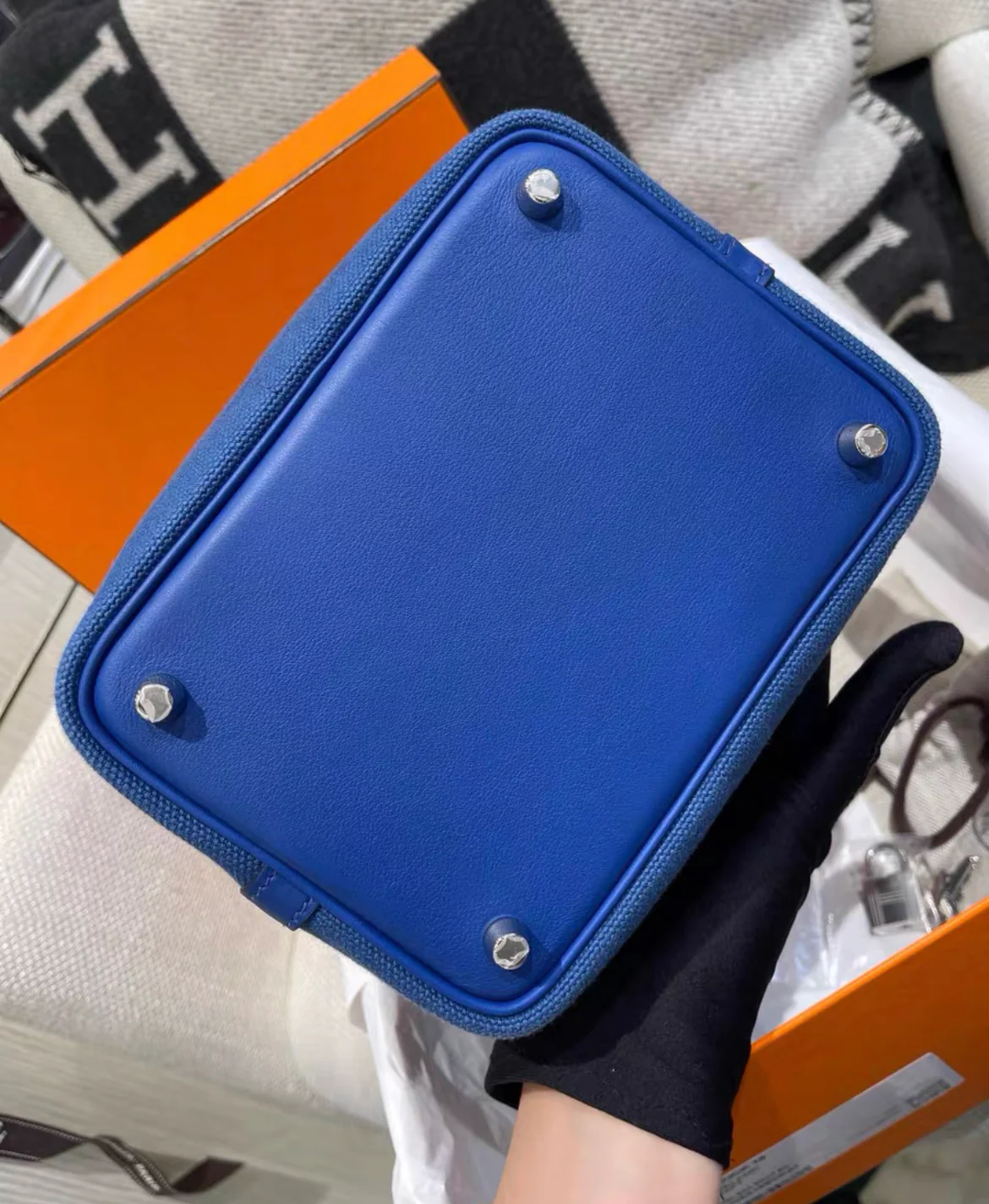 Hermès Picotin Cargo 18 Bleu France Swift and Toile Canvas Palladium Hardware - Image 6