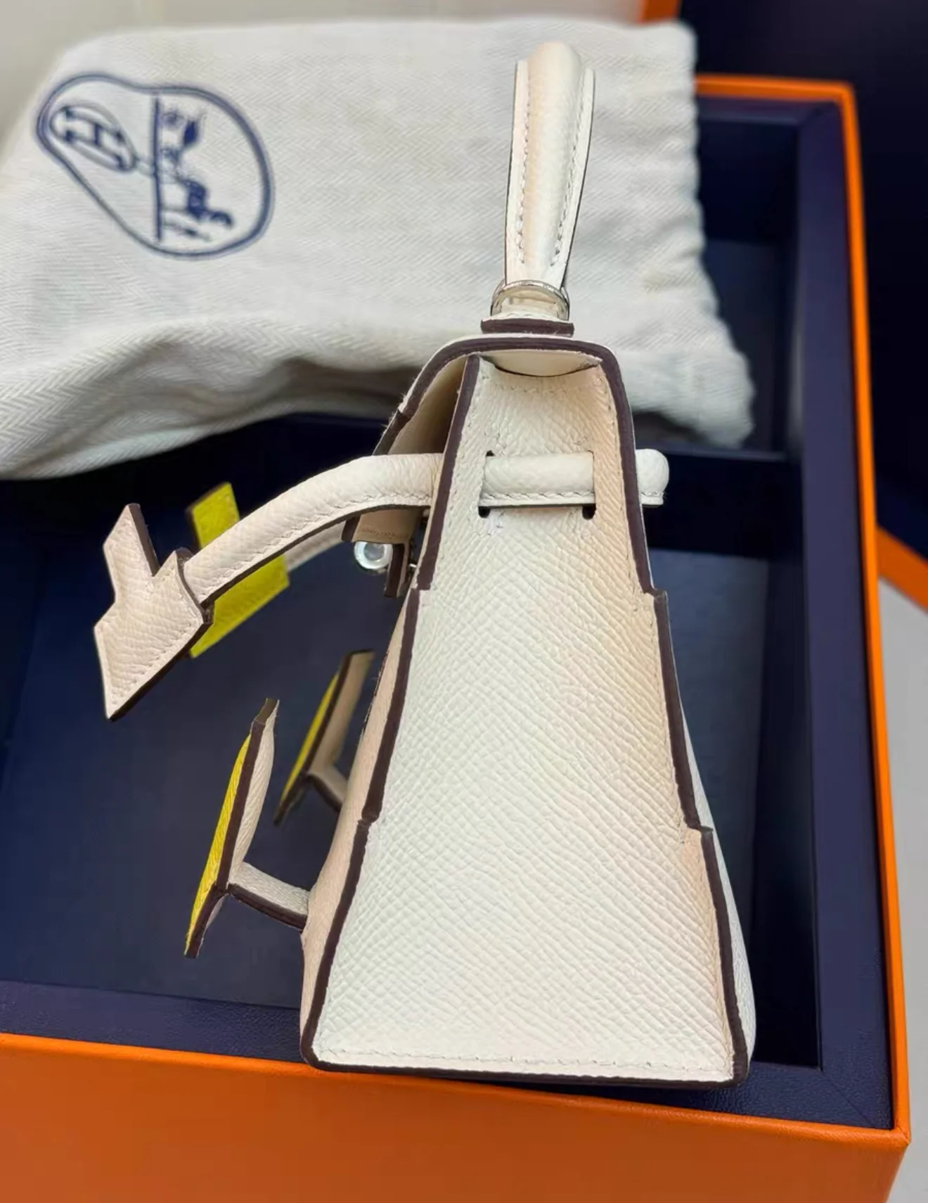 Hermès "Quelle Idolle" Picto Kelly Doll Nata Epsom Palladium Hardware - Image 5